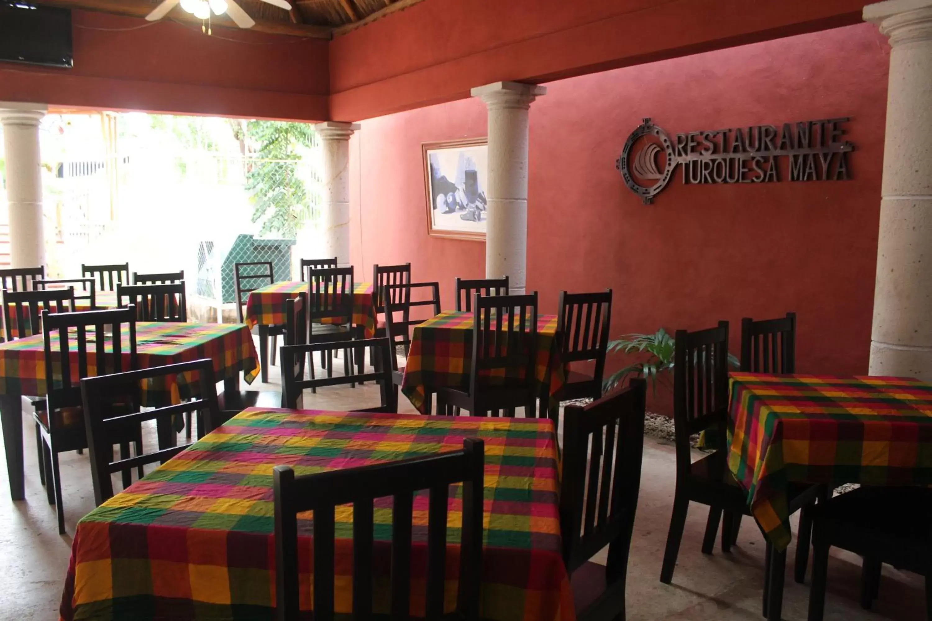 Restaurant/Places to Eat in Hotel Turquesa Maya