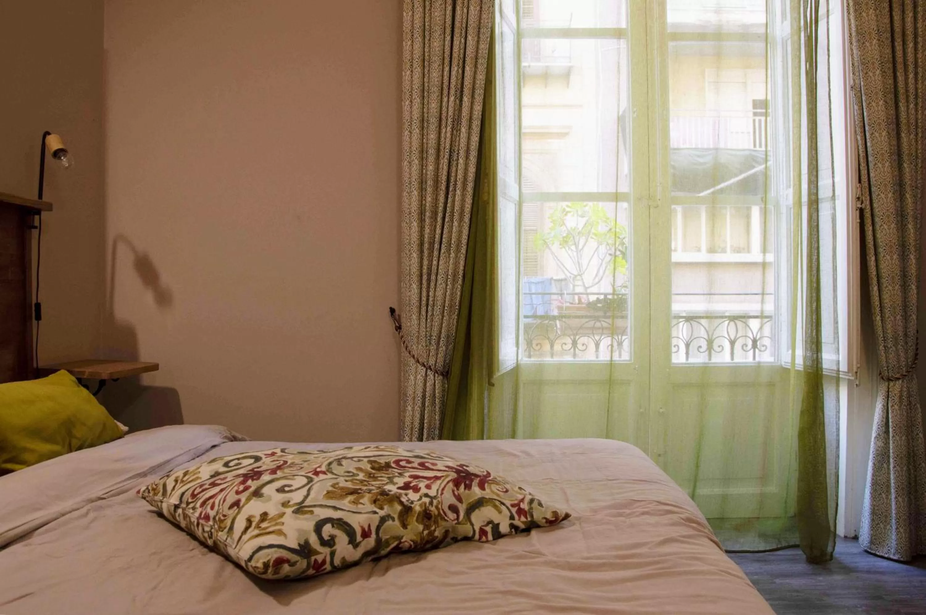 View (from property/room), Bed in B&B Benincasa