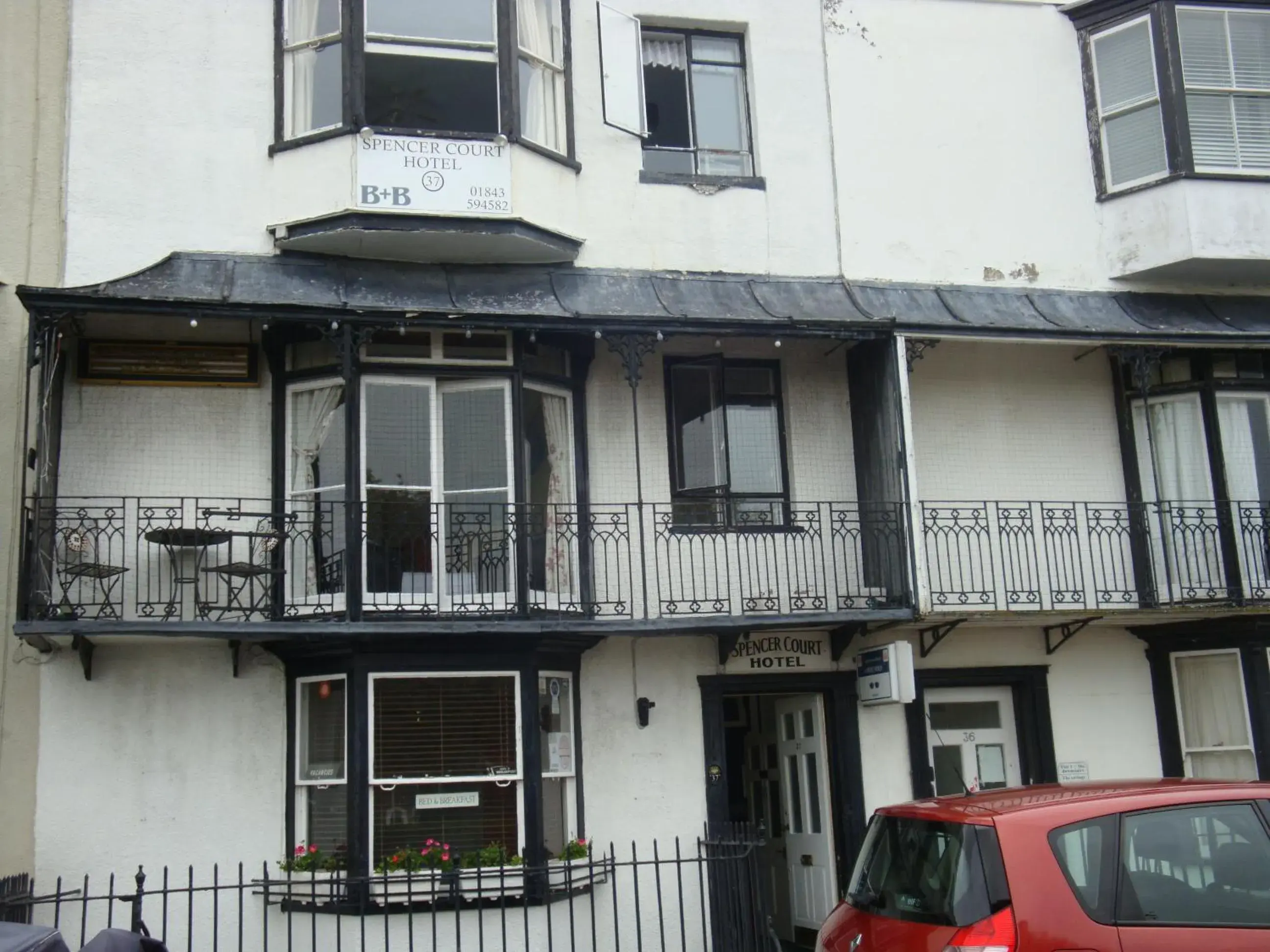 Facade/entrance, Property Building in Spencer Court