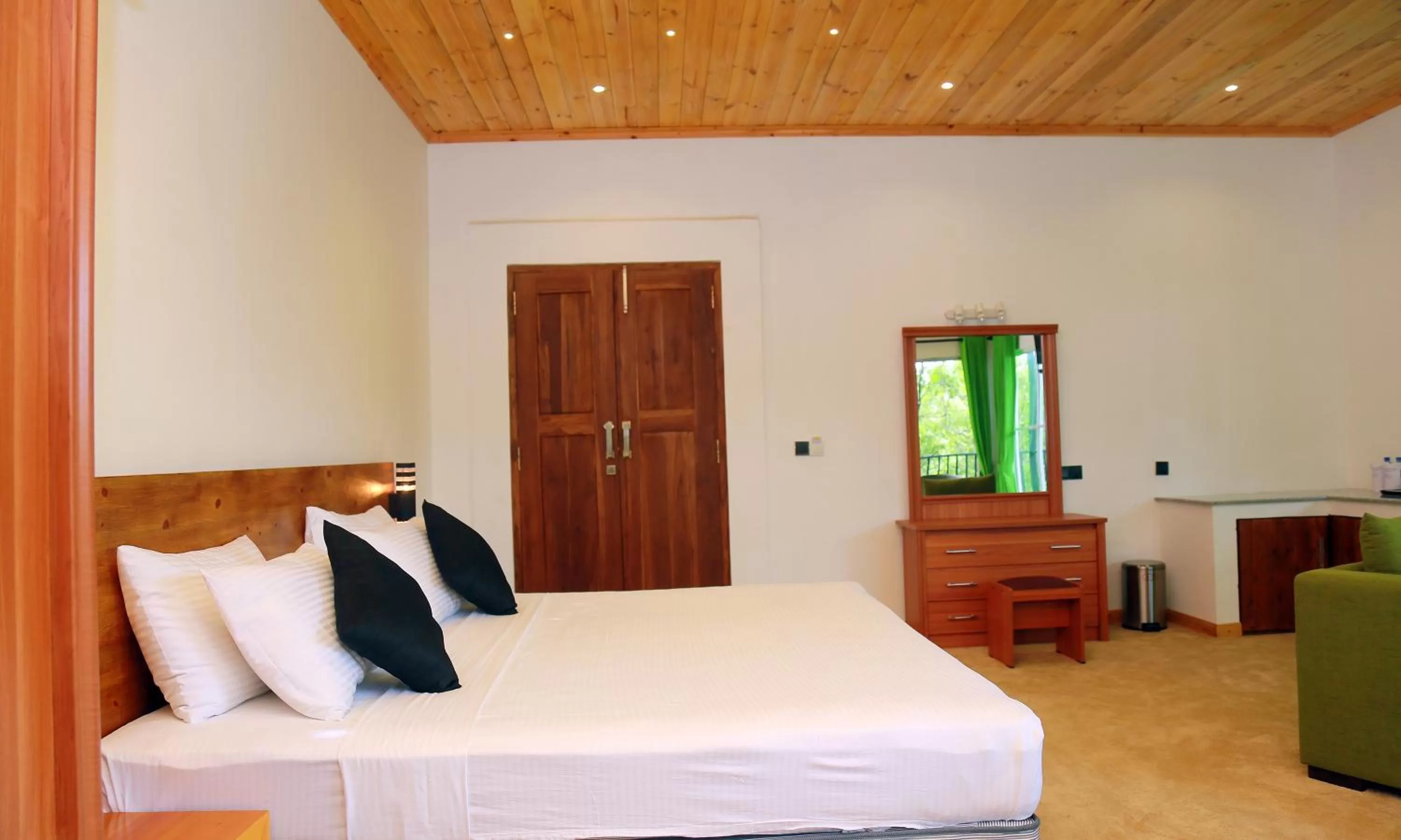 Living room, Bed in Nice Place Resort