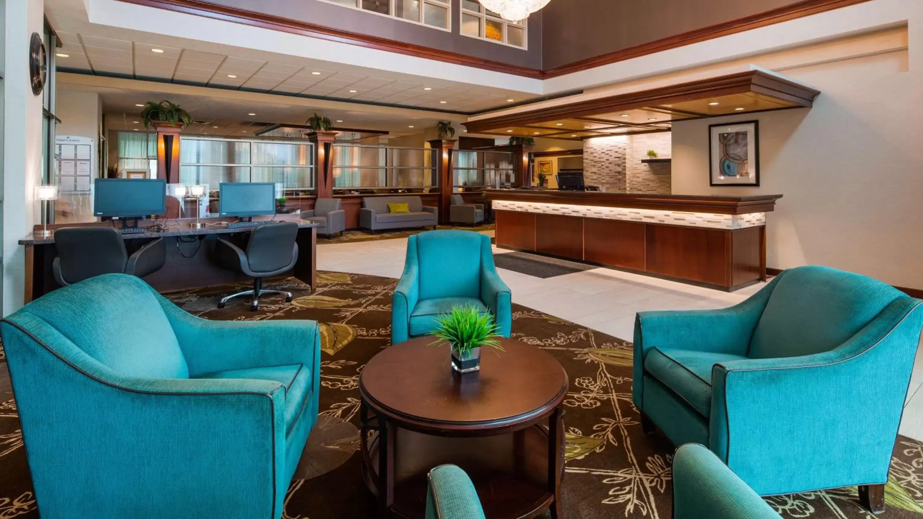 Lobby or reception in Best Western PLUS The Arden Park Hotel Lobby or reception in Best Western PLUS The Arden Park Hotel