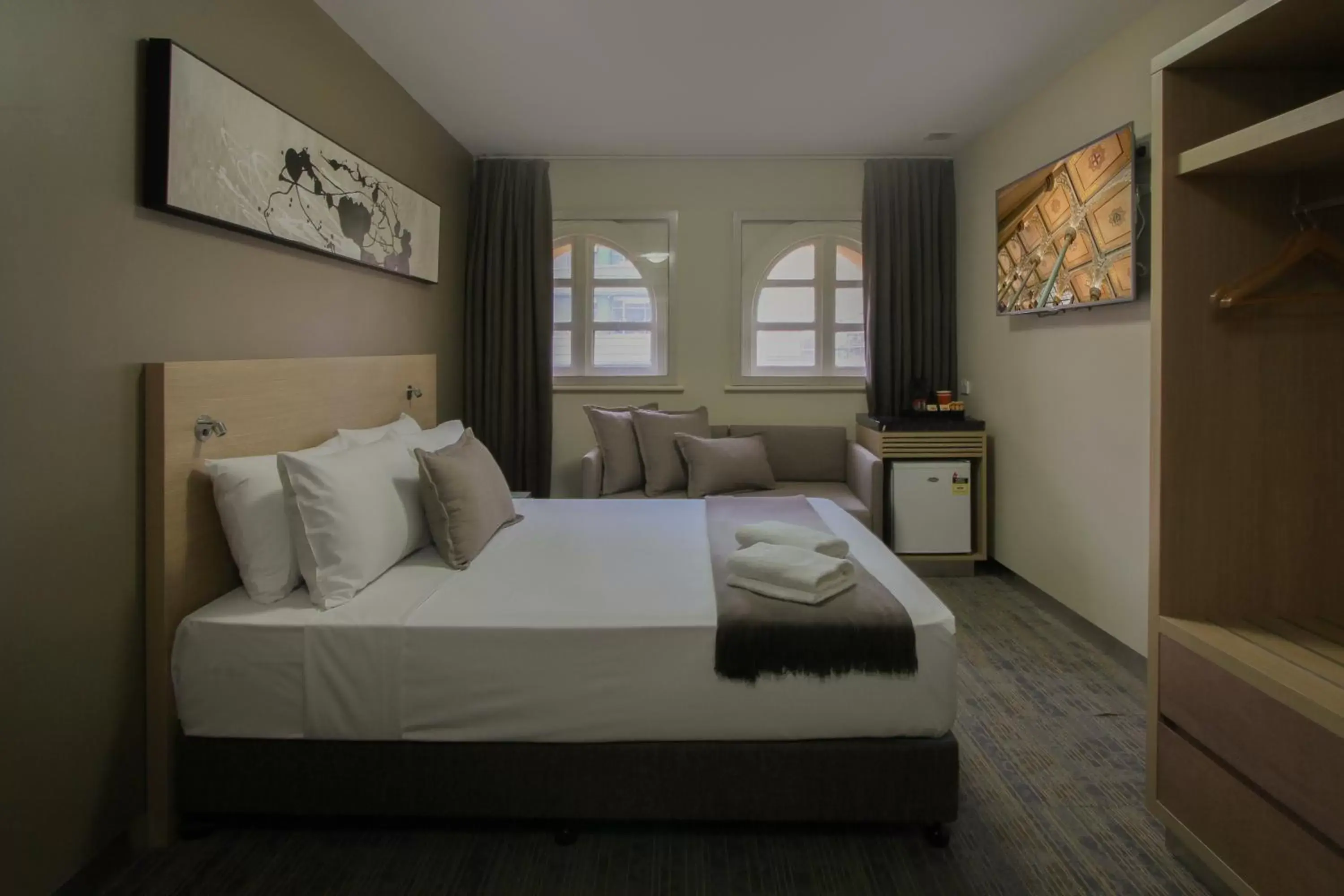 Bedroom, Bed in ibis Budget - Melbourne CBD