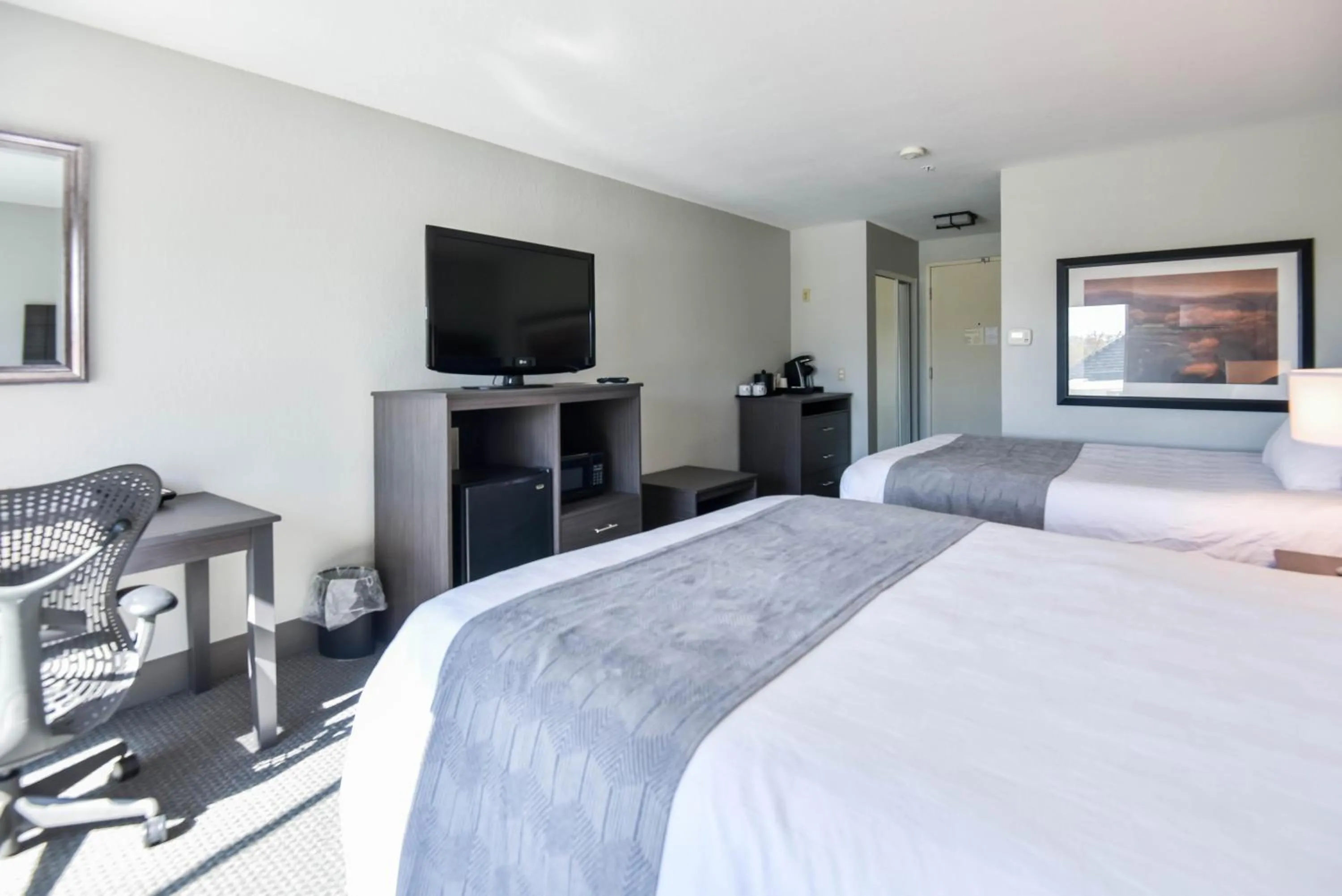 Bed in Shutters Hotel