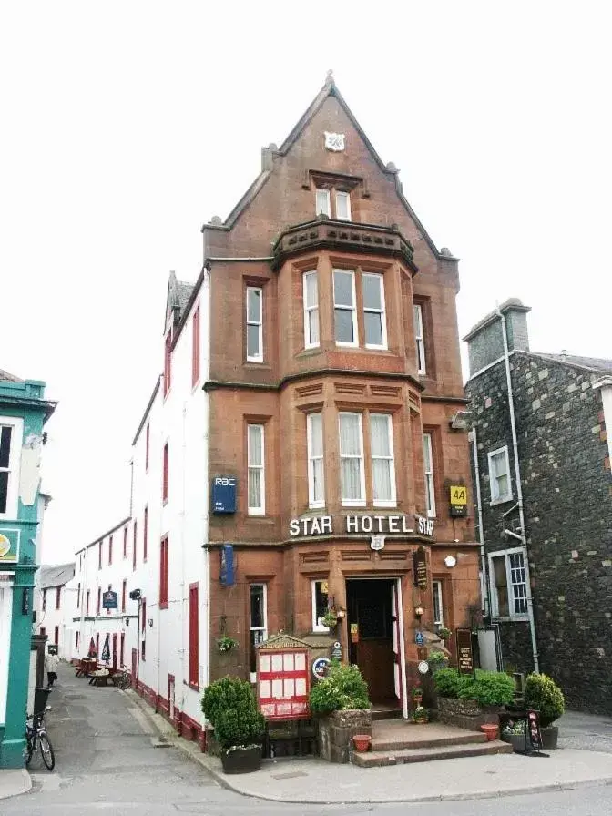 Facade/entrance, Property Building in The Famous Star Hotel Moffat