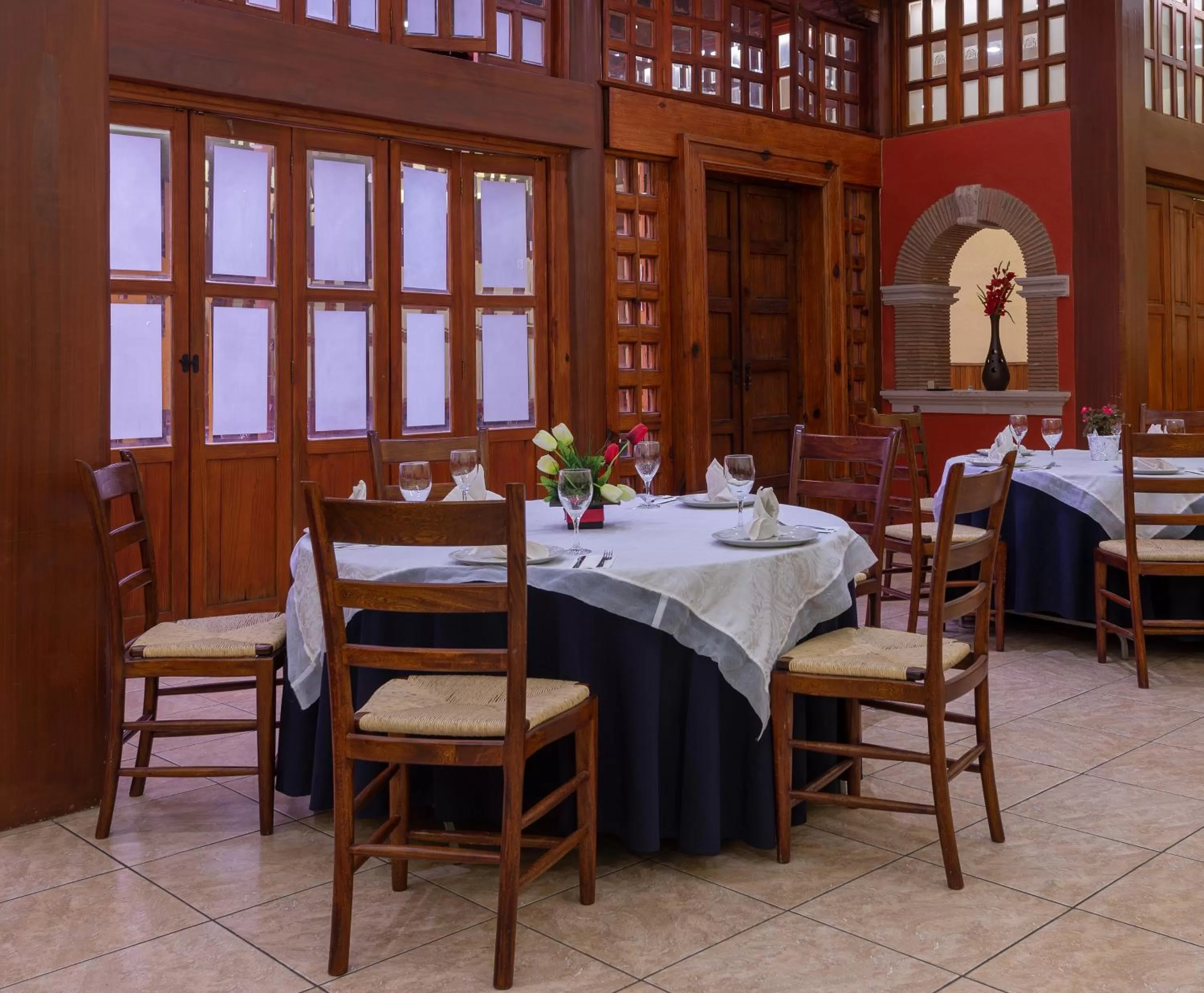 Restaurant/places to eat in Hotel la Parroquia