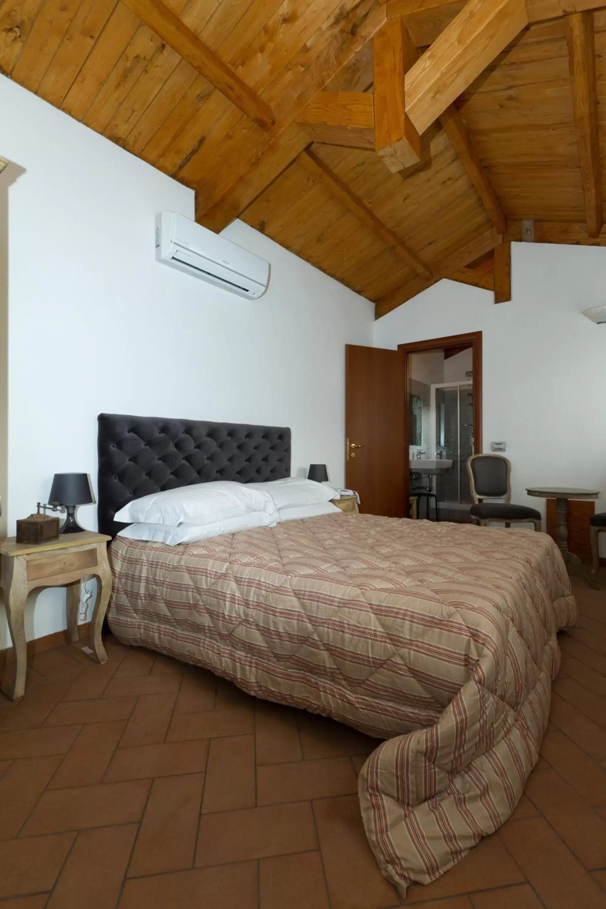 Bedroom, Bed in Il Casale Del Giglio