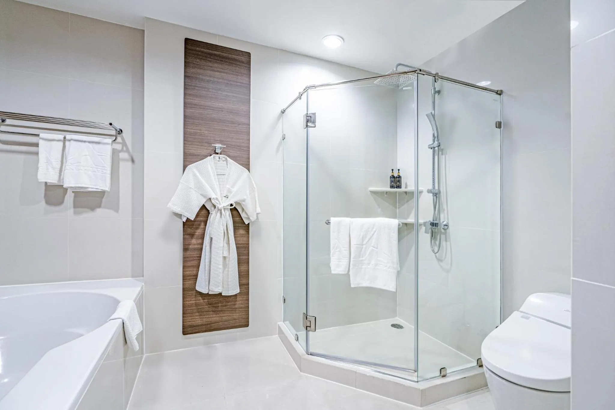 Shower in Amanta Hotel & Residence Ratchada