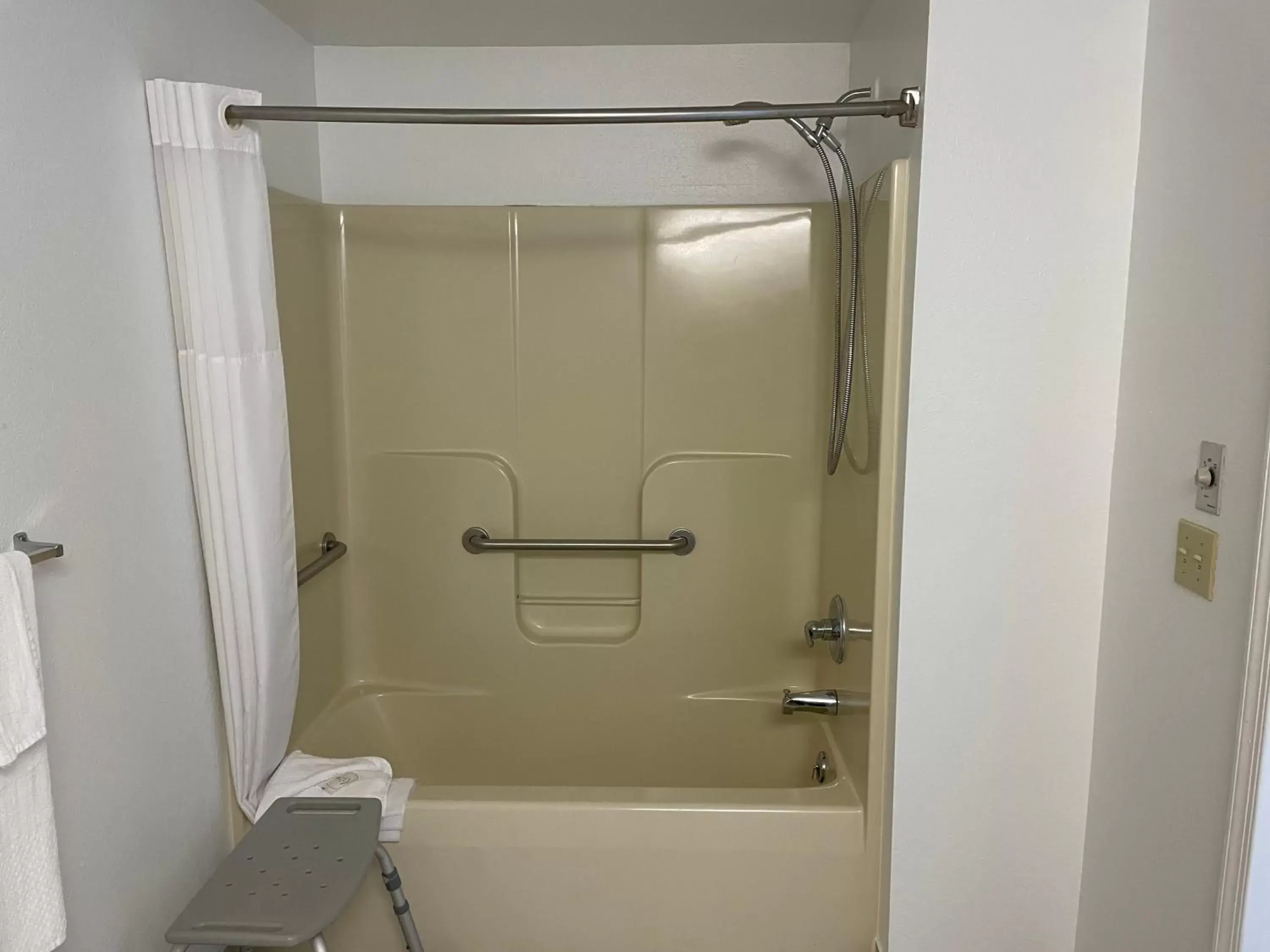 Bathroom in Quality Inn & Suites Georgetown - Seaford