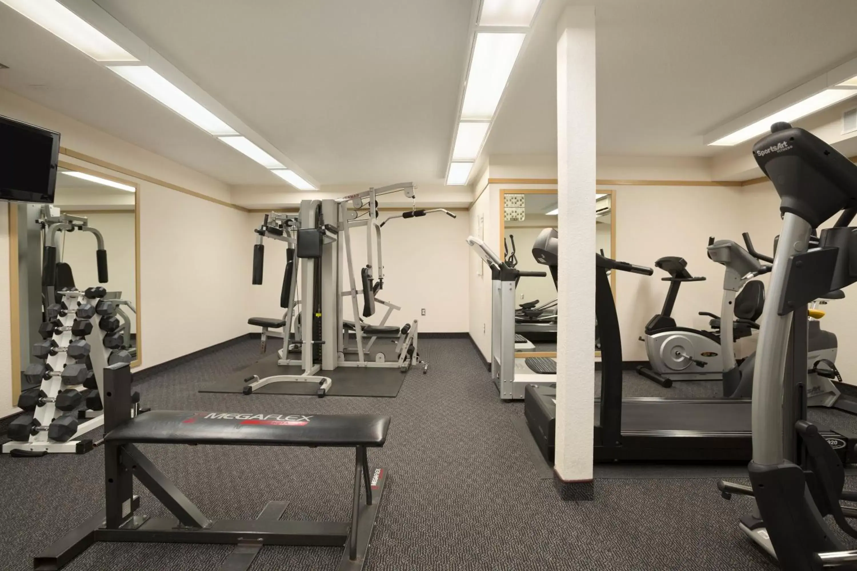Fitness centre/facilities in Days Inn by Wyndham Estevan Fitness centre/facilities in Days Inn by Wyndham Estevan