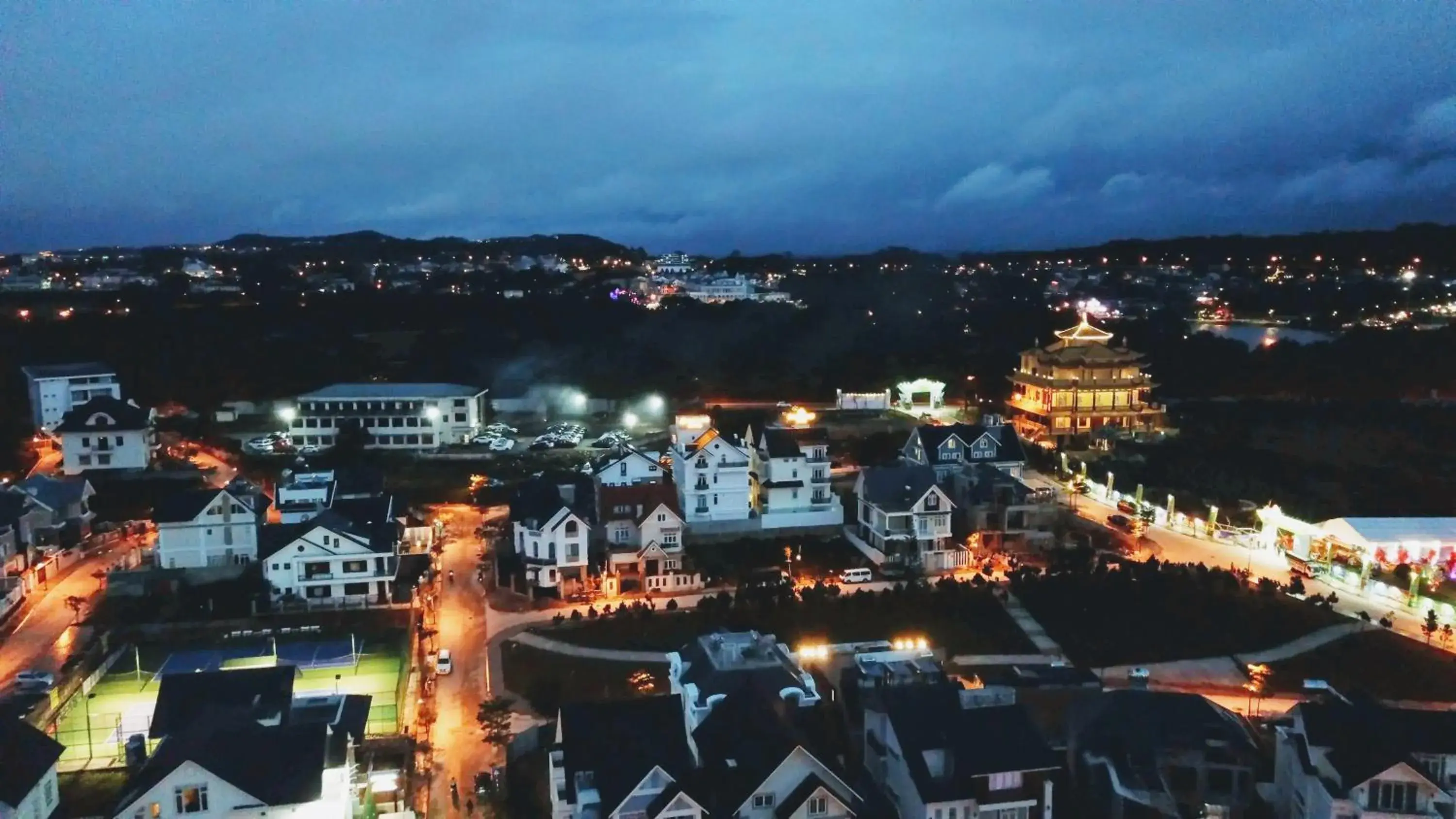 City view, Bird's-eye View in Len's Hotel