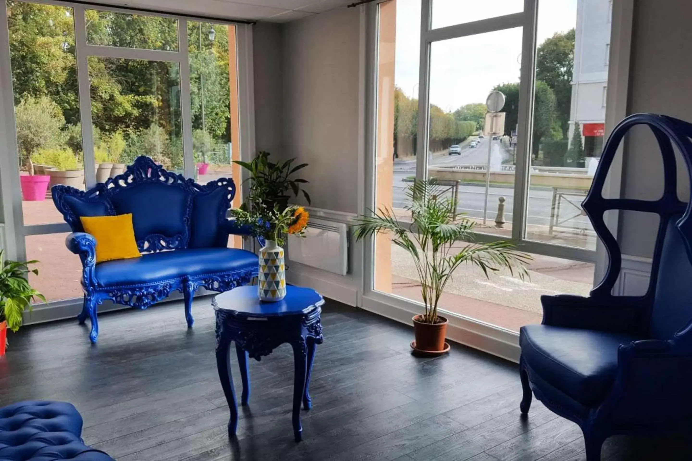 Lobby or reception, Seating Area in Quality Suites Maisons-Laffitte Paris Ouest