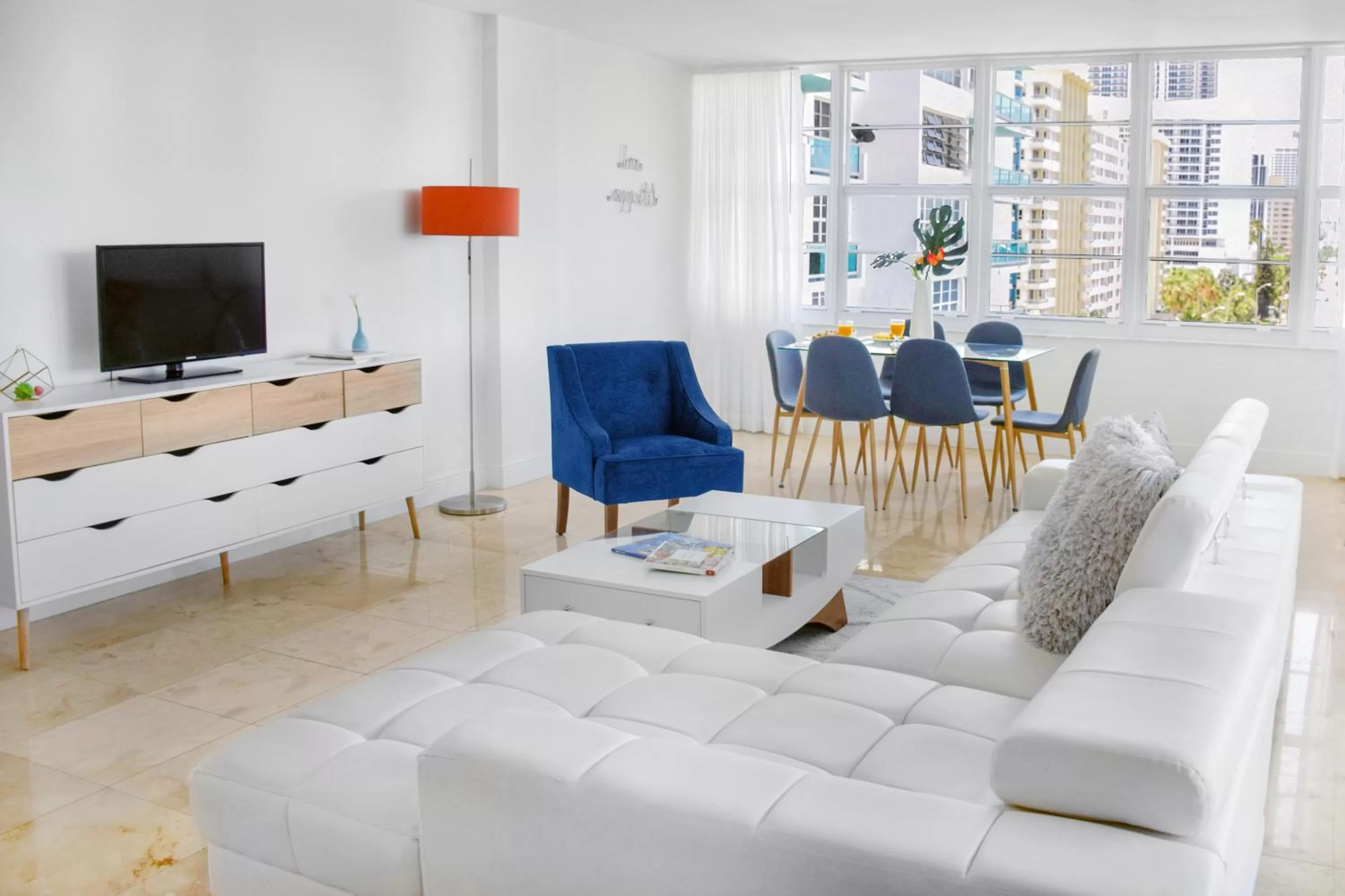 Living room in Seacoast Suites on Miami Beach