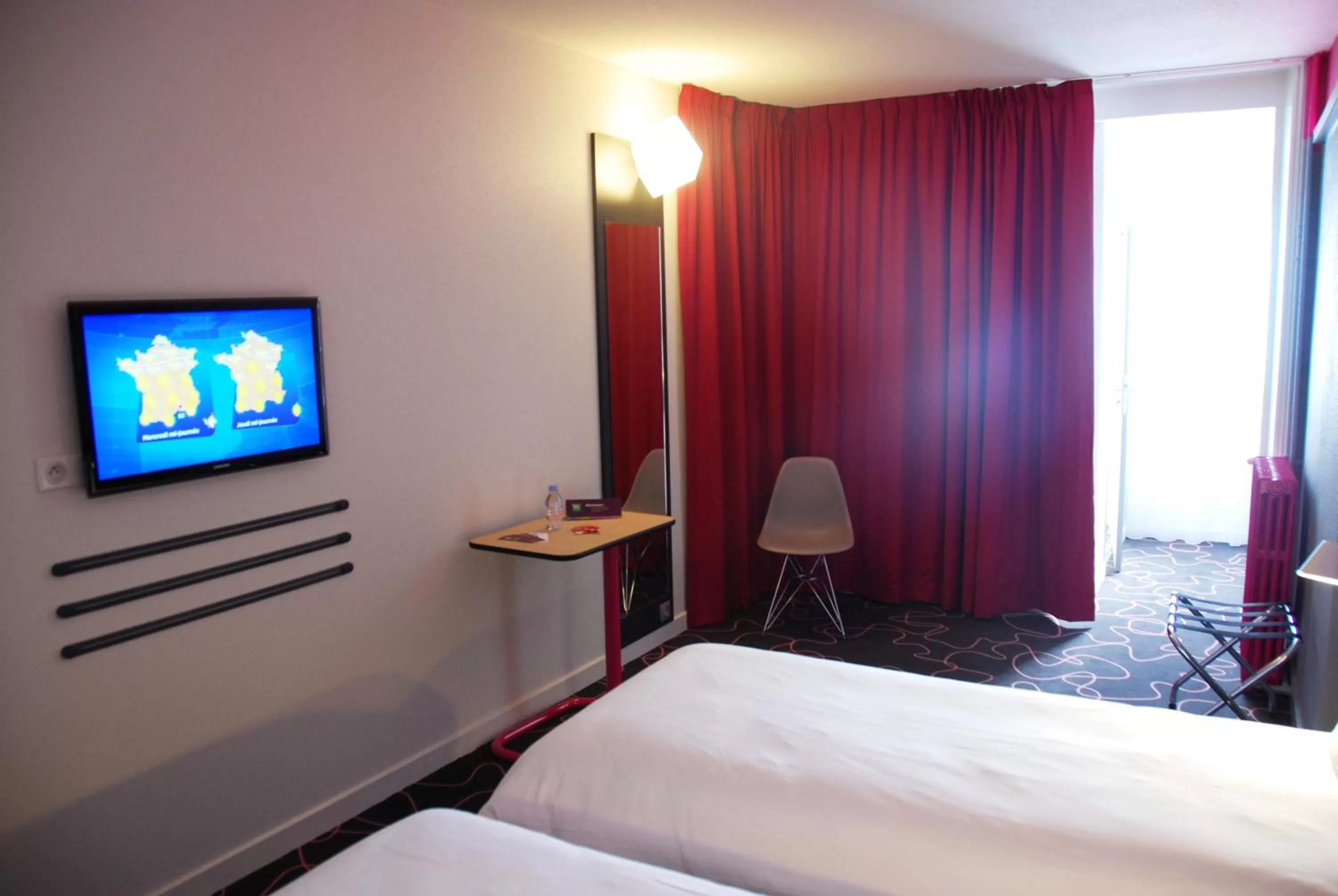 TV and multimedia, Bed in ibis Styles Roanne Centre Gare