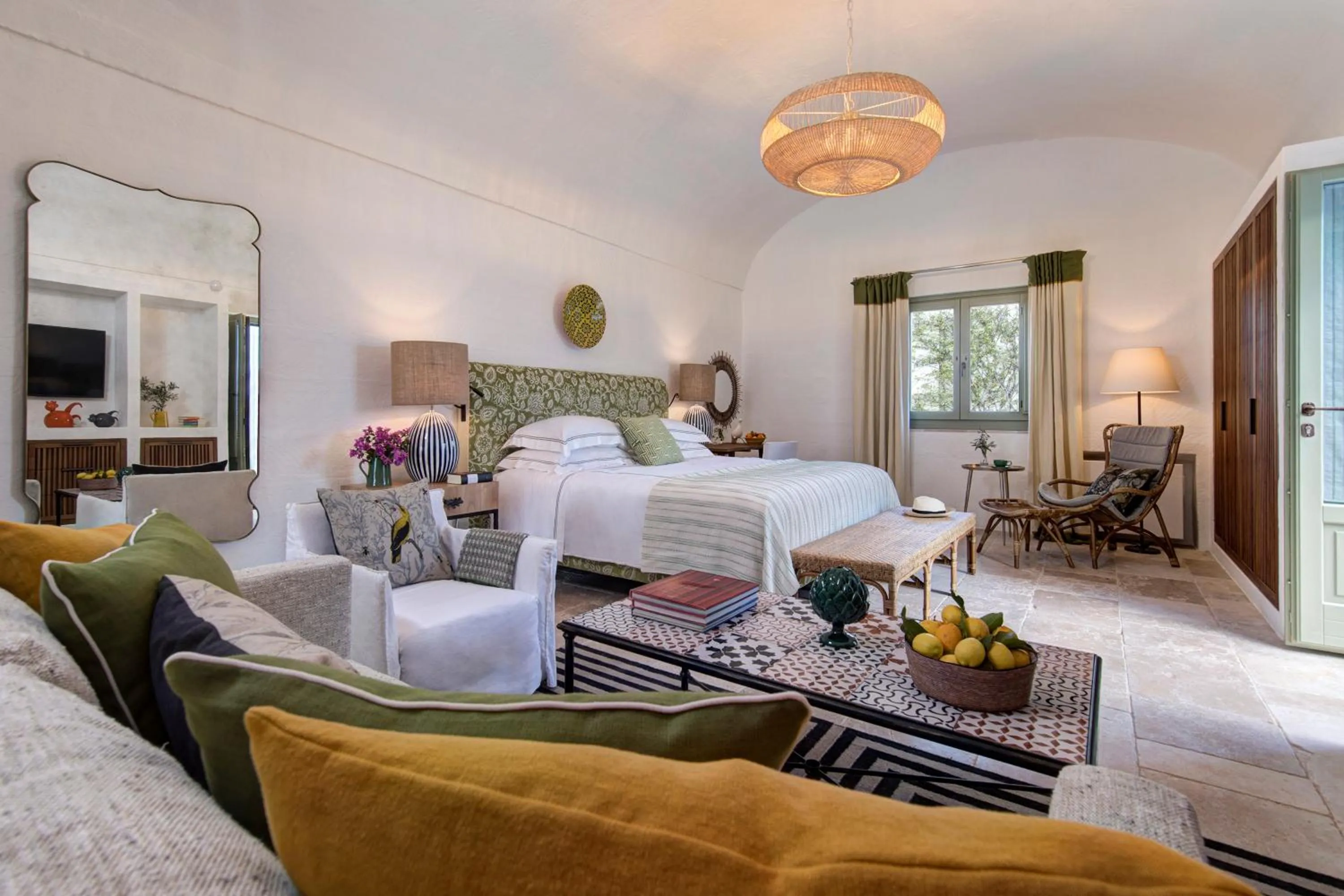 Photo of the whole room, Bed in Rocco Forte Masseria Torre Maizza