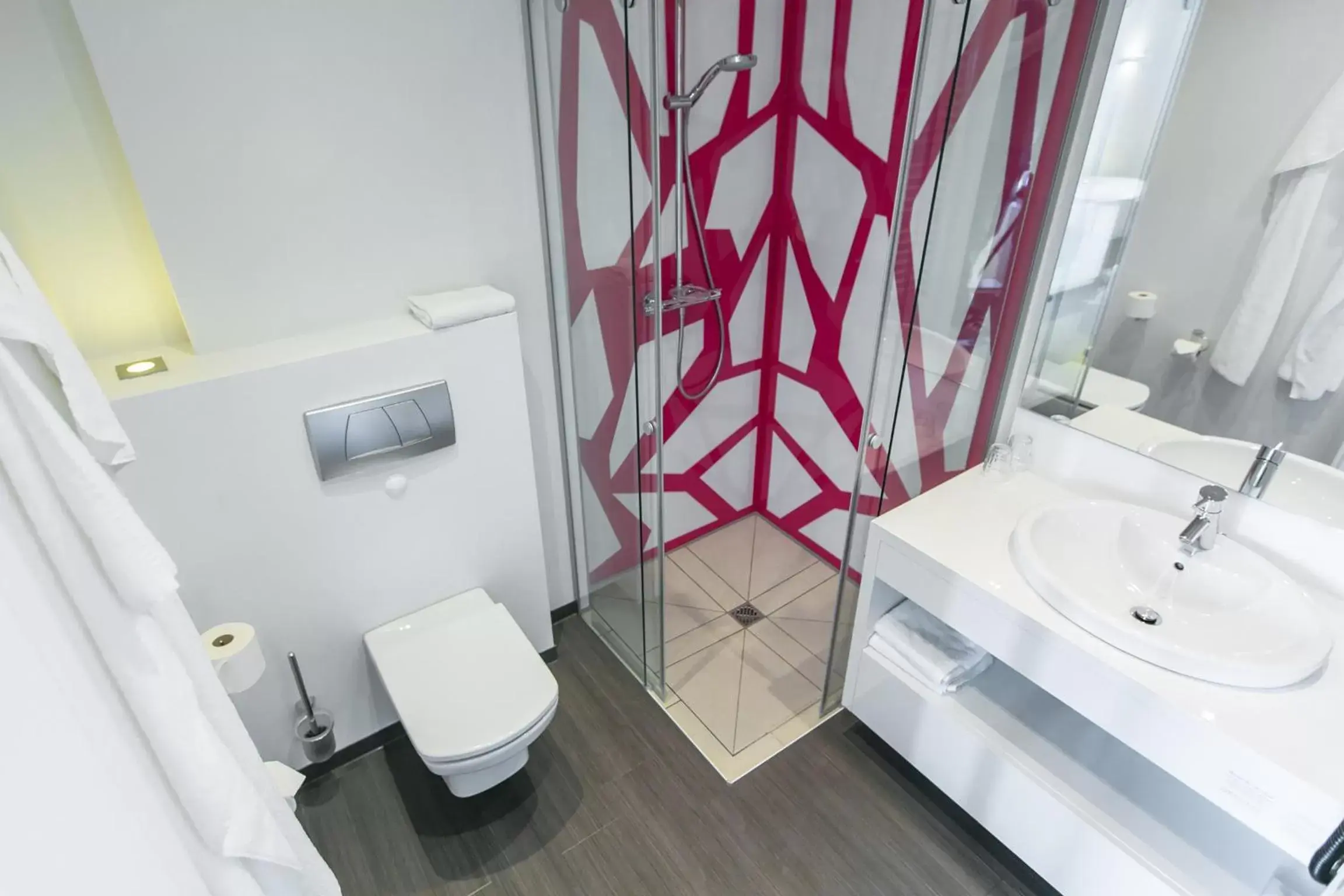 Deluxe Double Room - single occupancy in Hotel Sinsheim Deluxe Double Room - single occupancy in Hotel Sinsheim