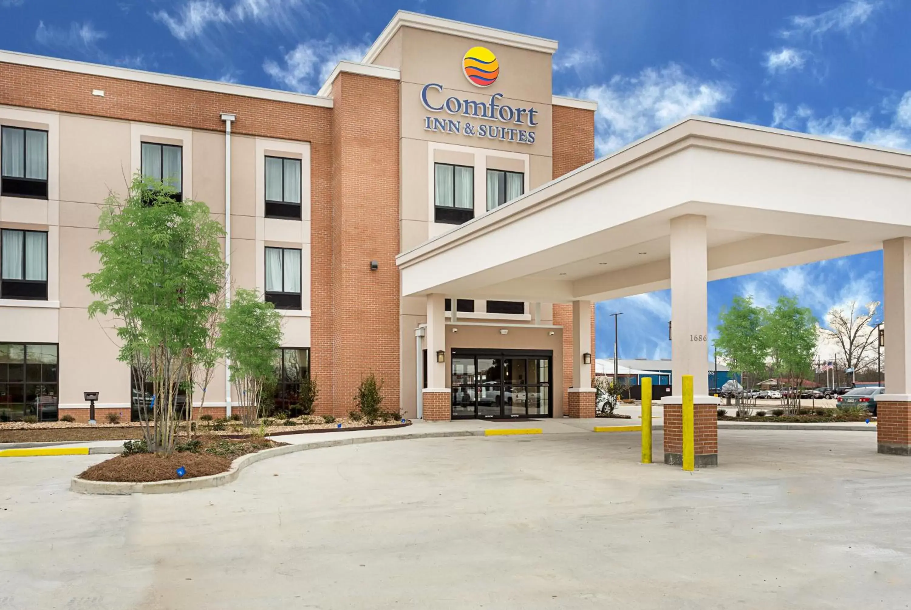 Facade/entrance, Property Building in Comfort Inn & Suites Zachary