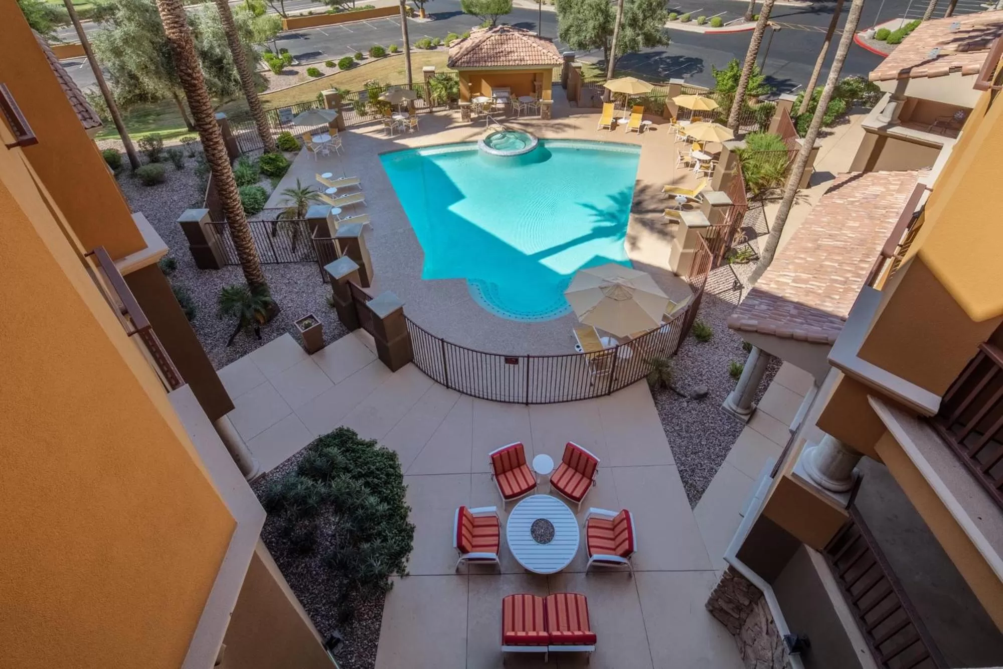 Swimming pool in Holiday Inn Phoenix/Chandler by IHG