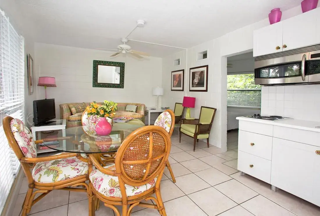 Seating Area in South Beach Place - Vero Beach