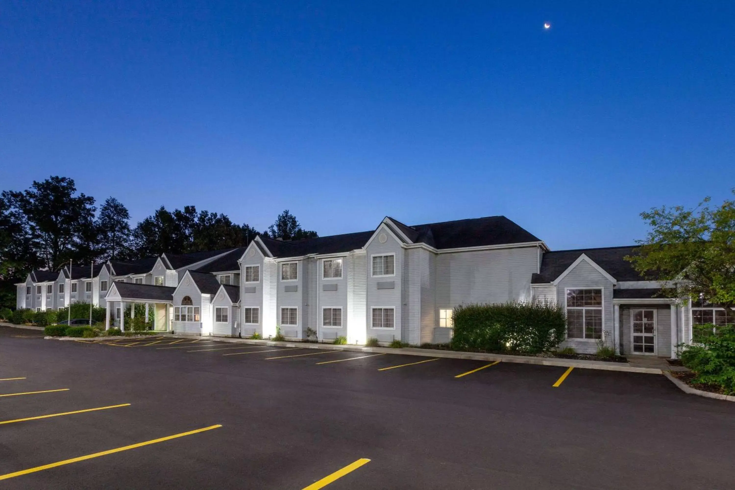 Property Building in Microtel Inn & Suites by Wyndham Sunbury - Columbus North