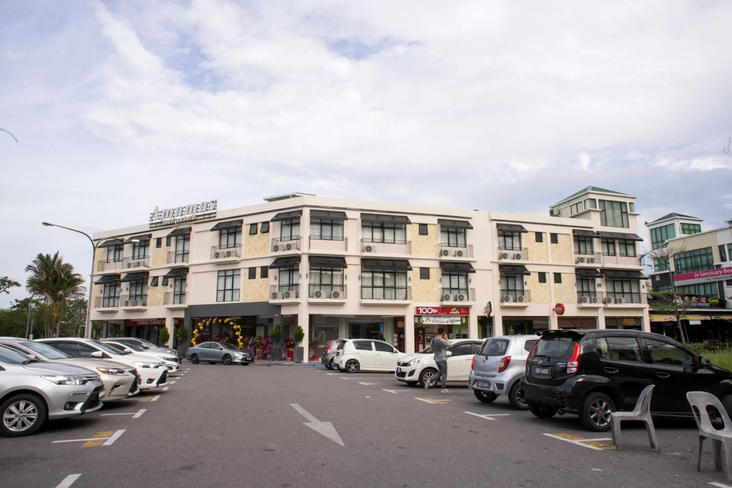 Property Building in Amamas Boutique Hotel Kuching