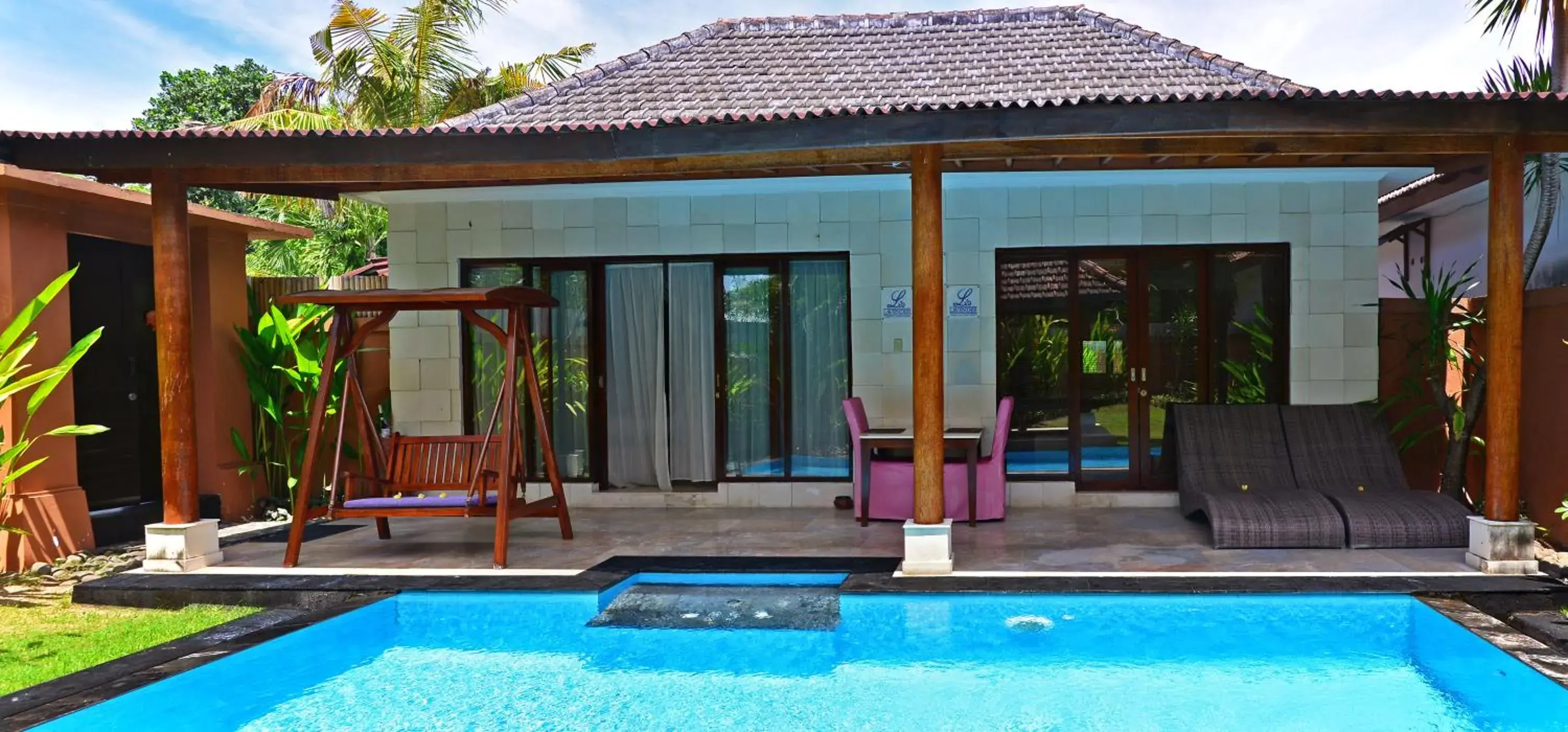 Photo of the whole room, Swimming Pool in Lavender Villa & Spa