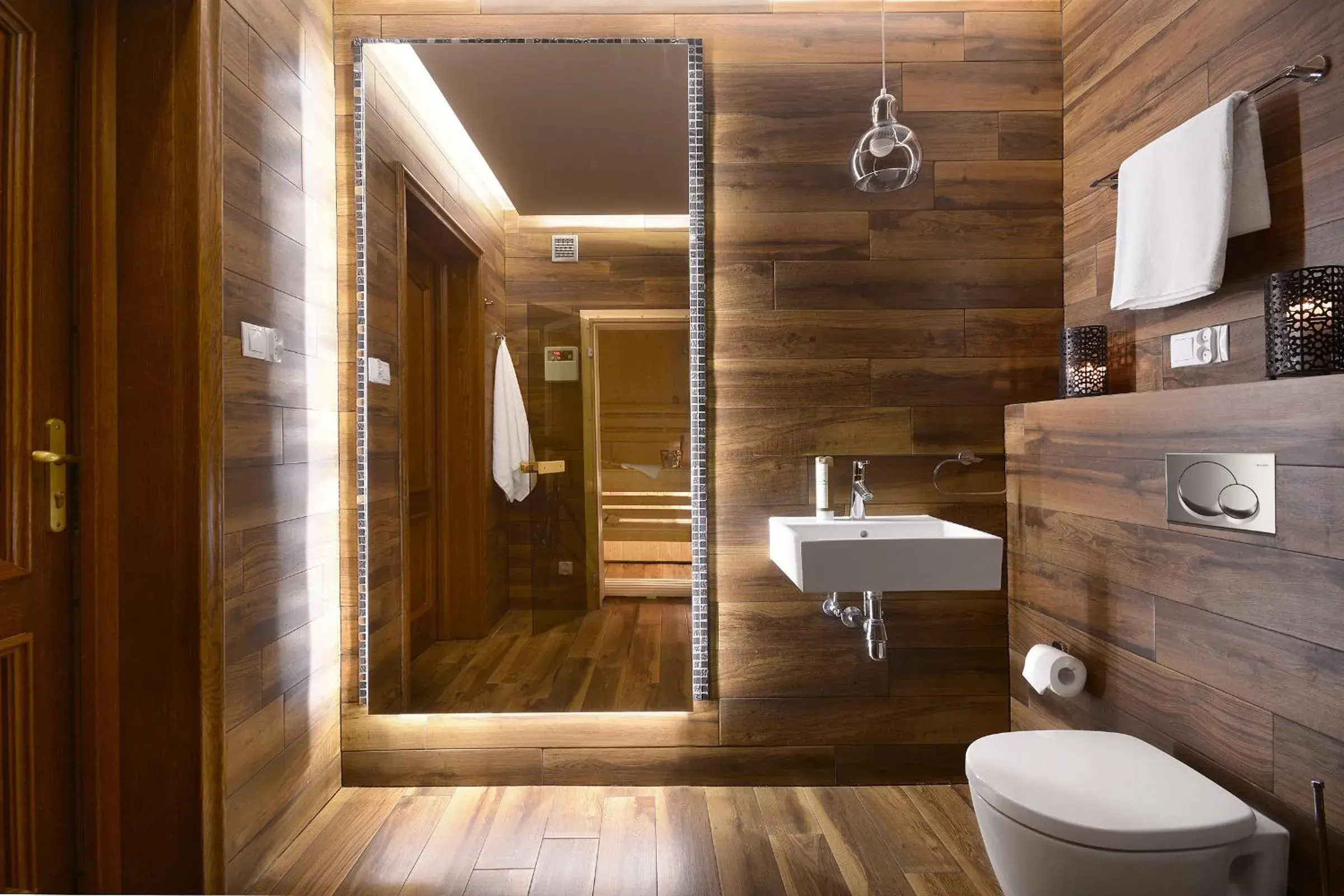 Sauna, Bathroom in Hotel Rubinstein