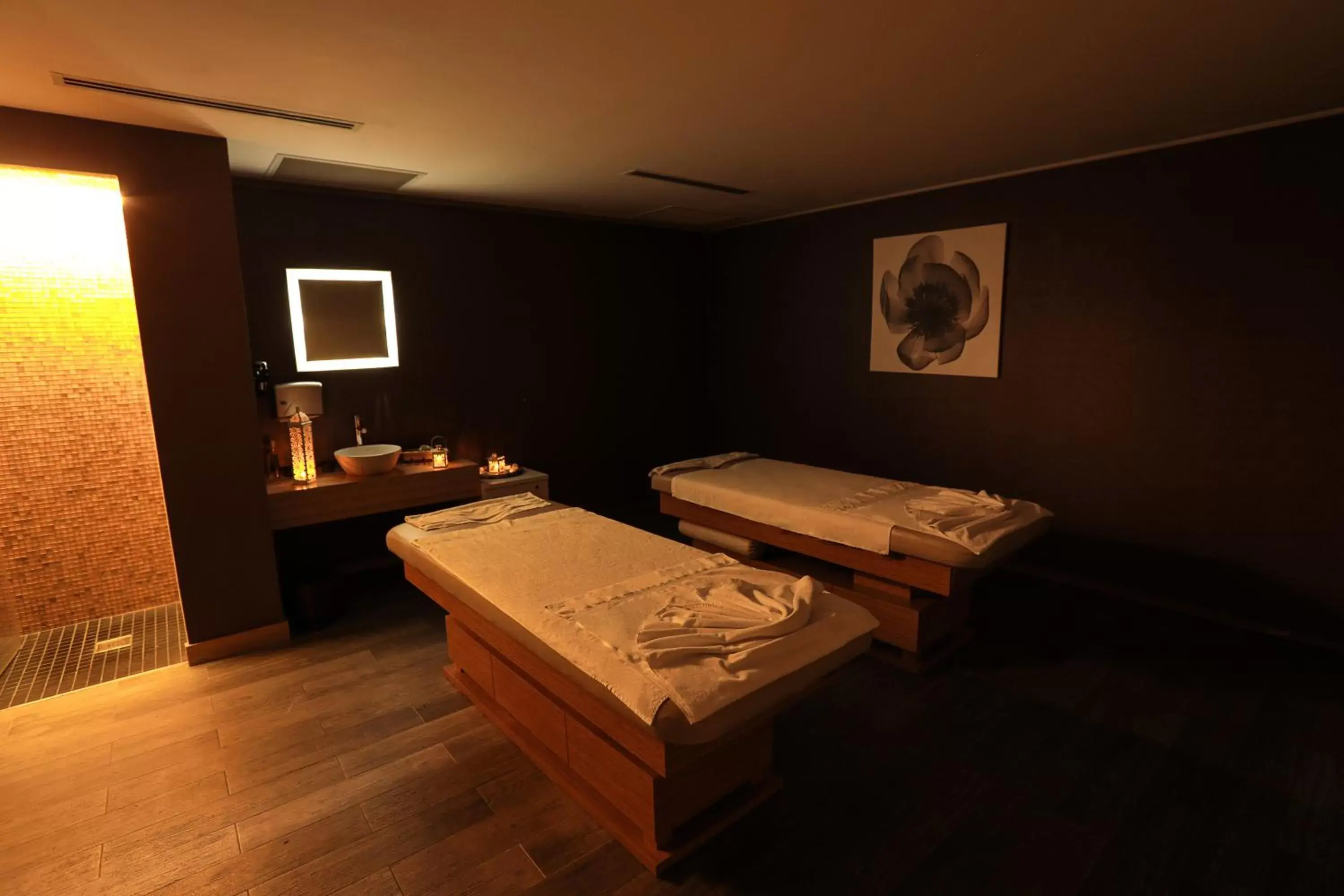 Spa and wellness centre/facilities, Bed in Ramada Plaza by Wyndham Istanbul Asia Airport
