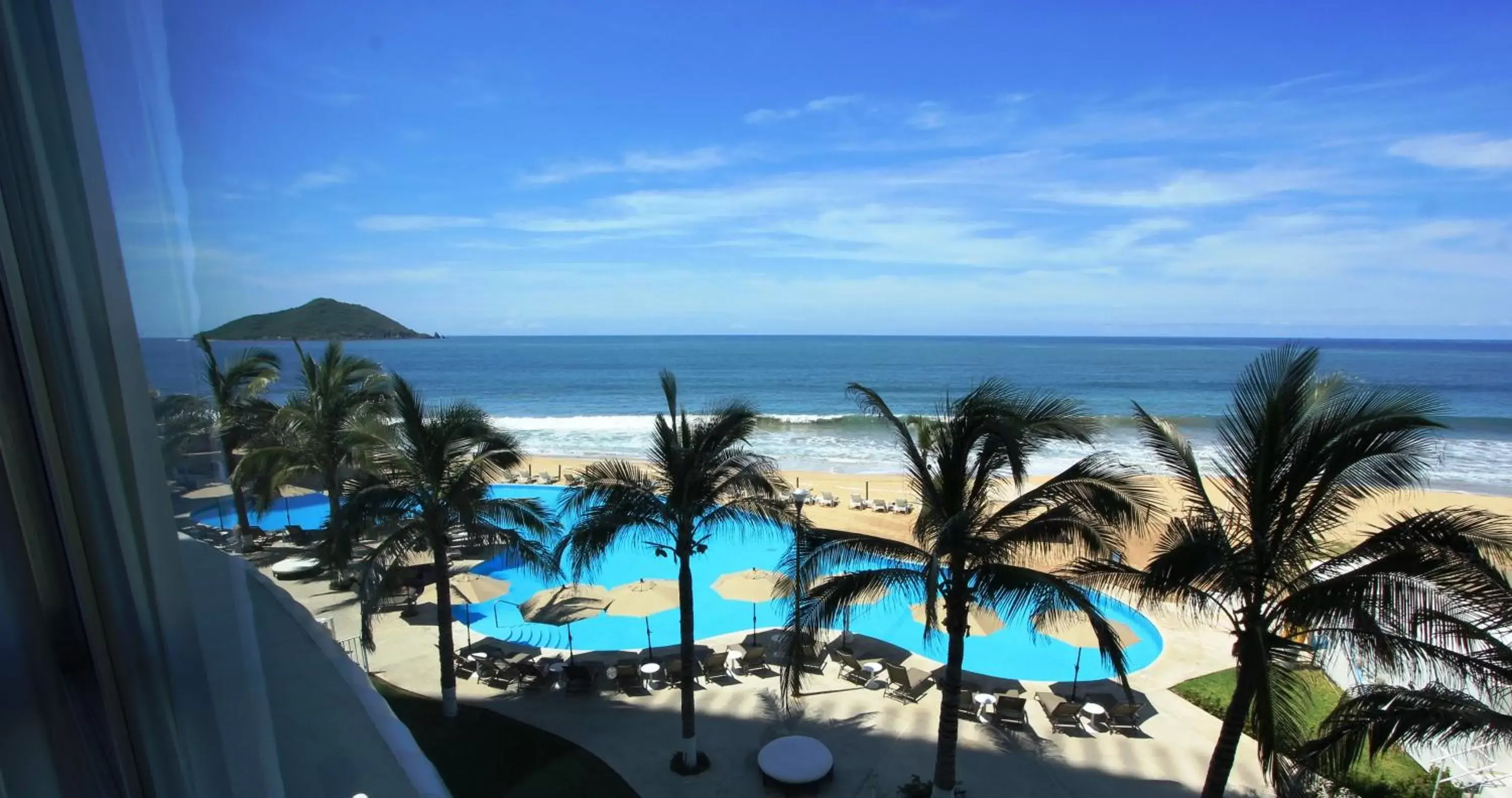 Bird's eye view, Pool View in Park Royal Beach Mazatlán