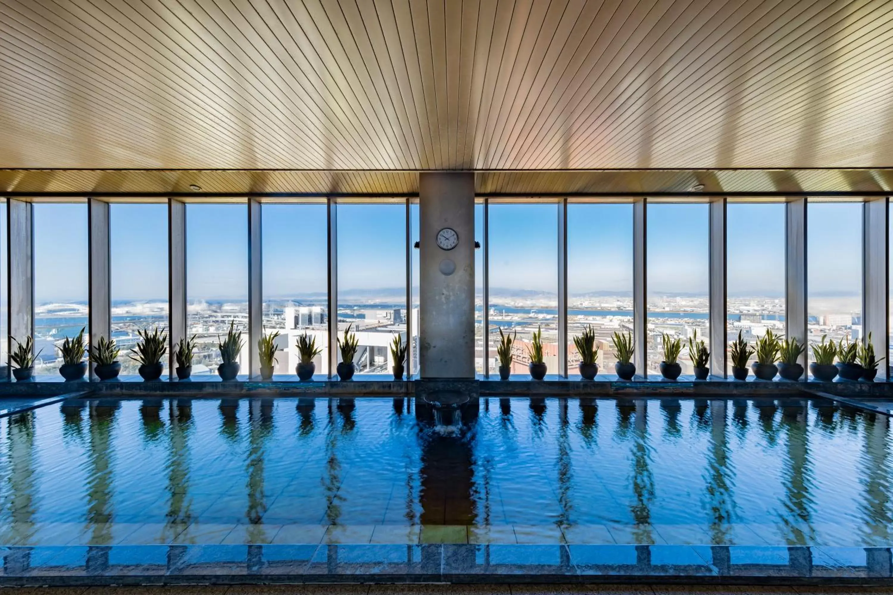 Hot Spring Bath, Swimming Pool in Hotel Keihan Universal Tower