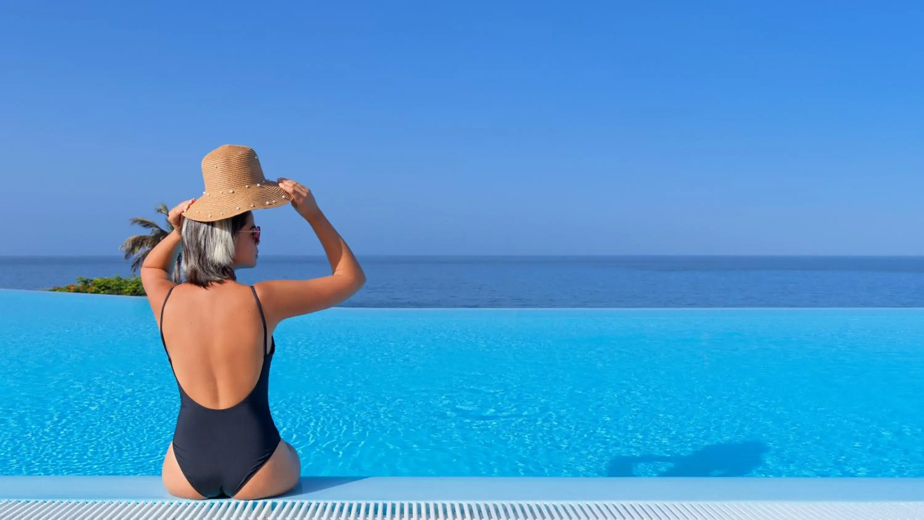 People, Swimming Pool in H10 Playa Meloneras Palace