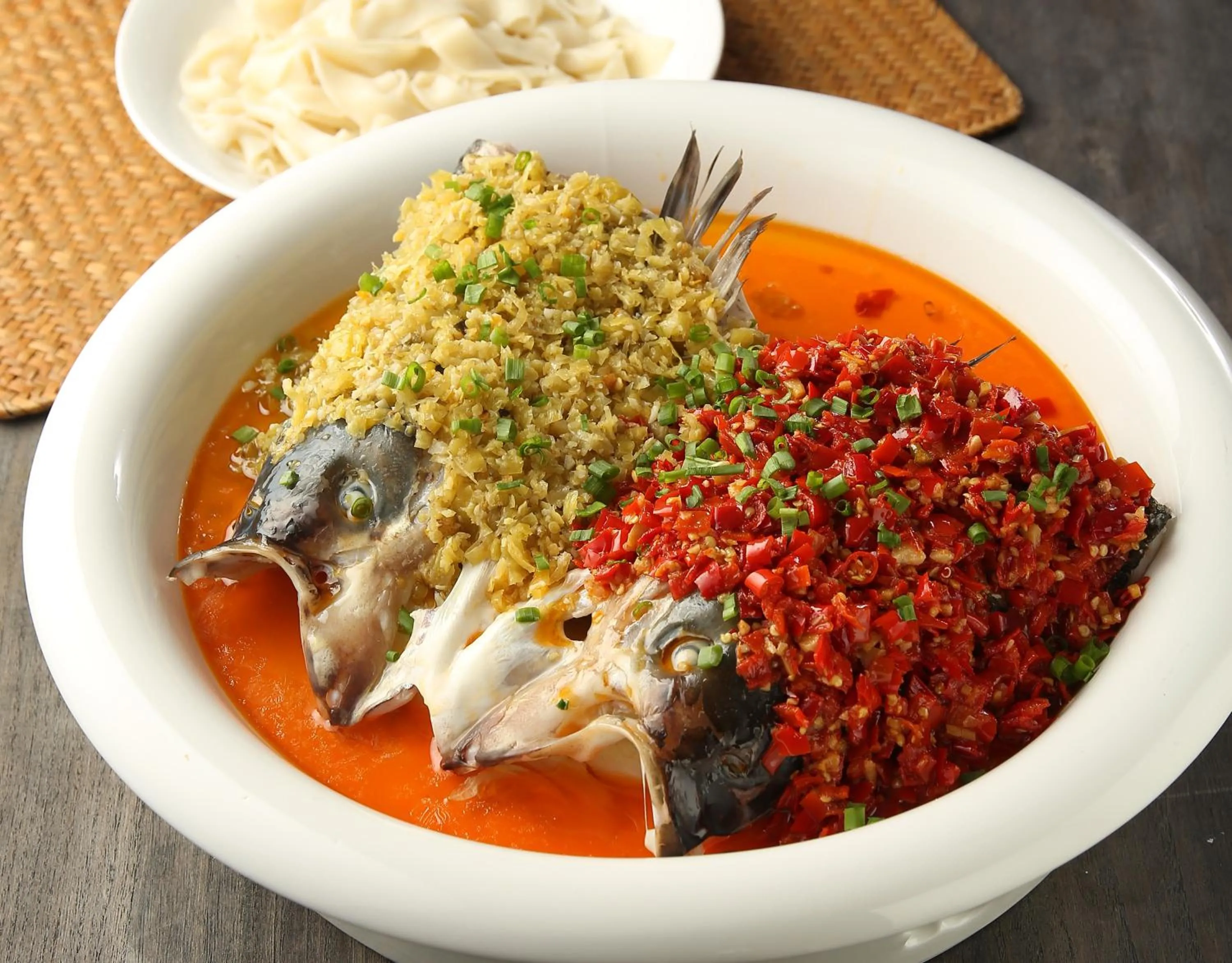 Restaurant/places to eat in Holiday Inn Beijing Shijingshan Parkview by IHG