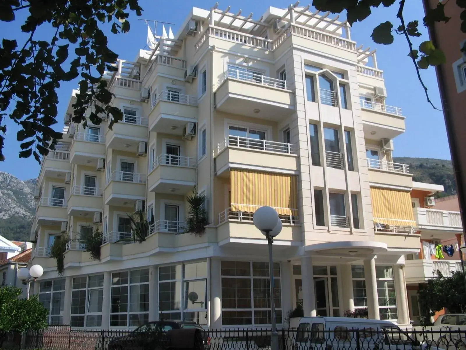 Facade/entrance, Property Building in Hotel Obala