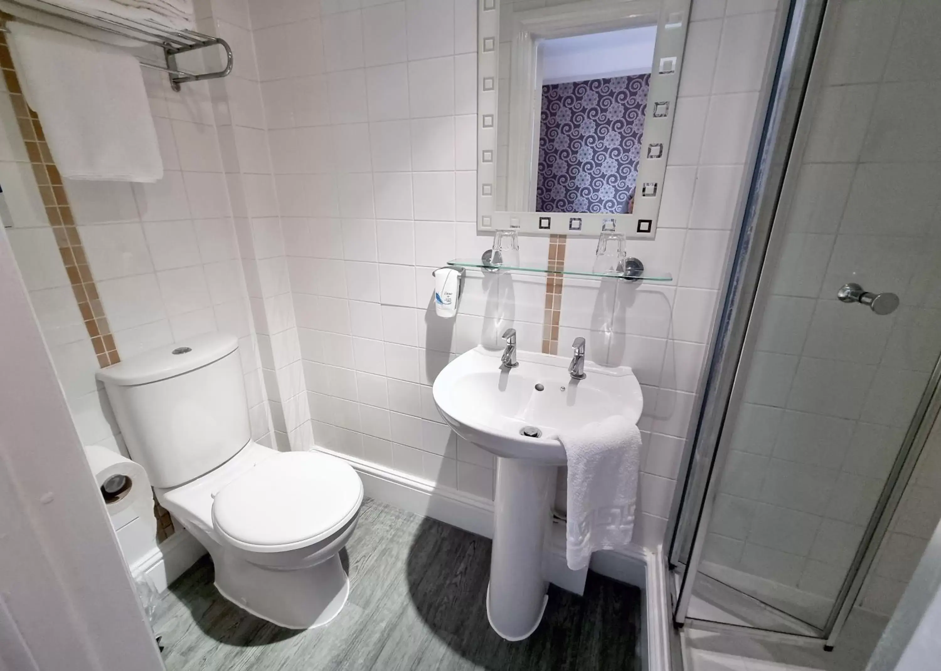 Bathroom in Bacon Arms, Newbury