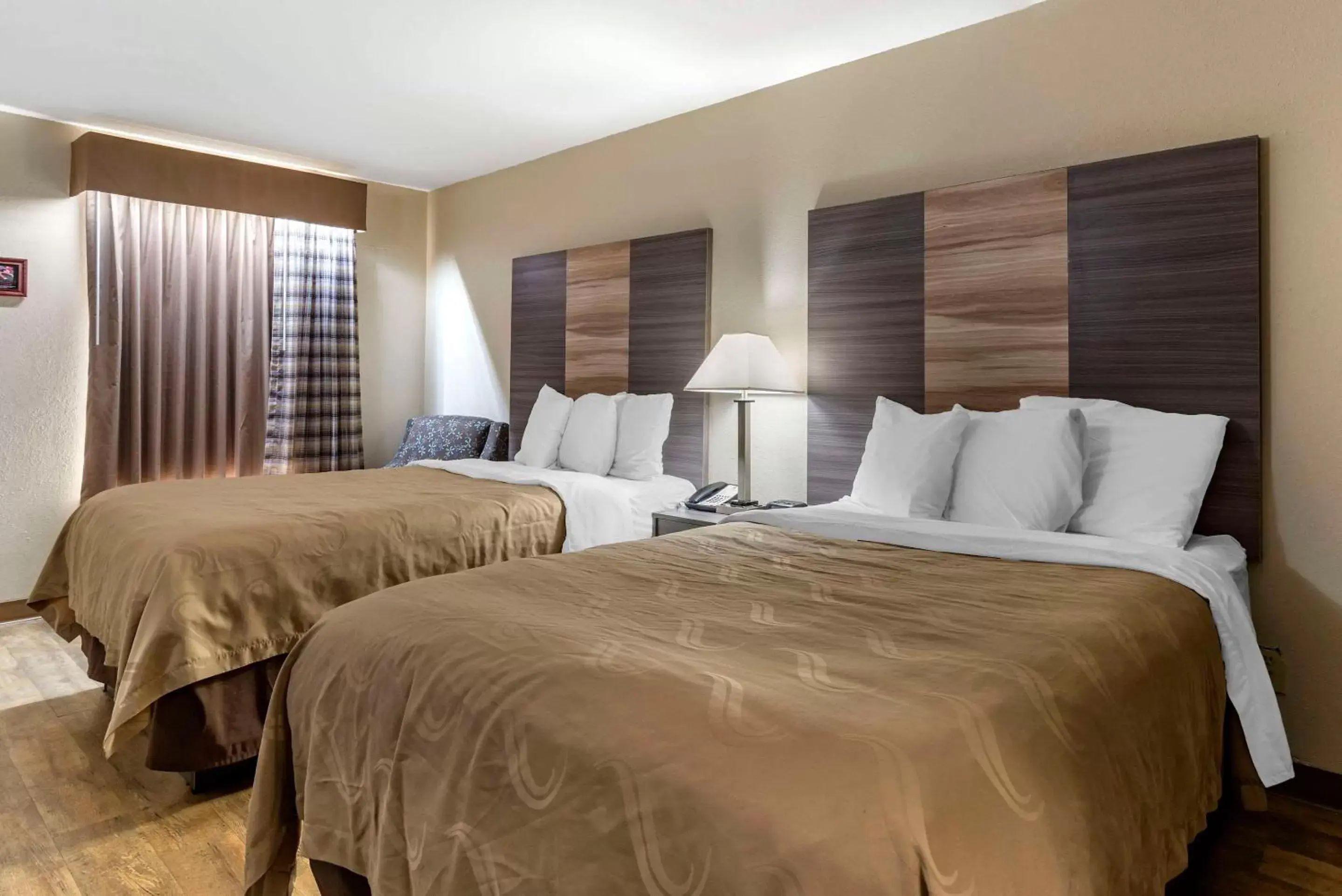 Bedroom, Bed in Quality Inn Conyers I-20 Bedroom, Bed in Quality Inn Conyers I-20