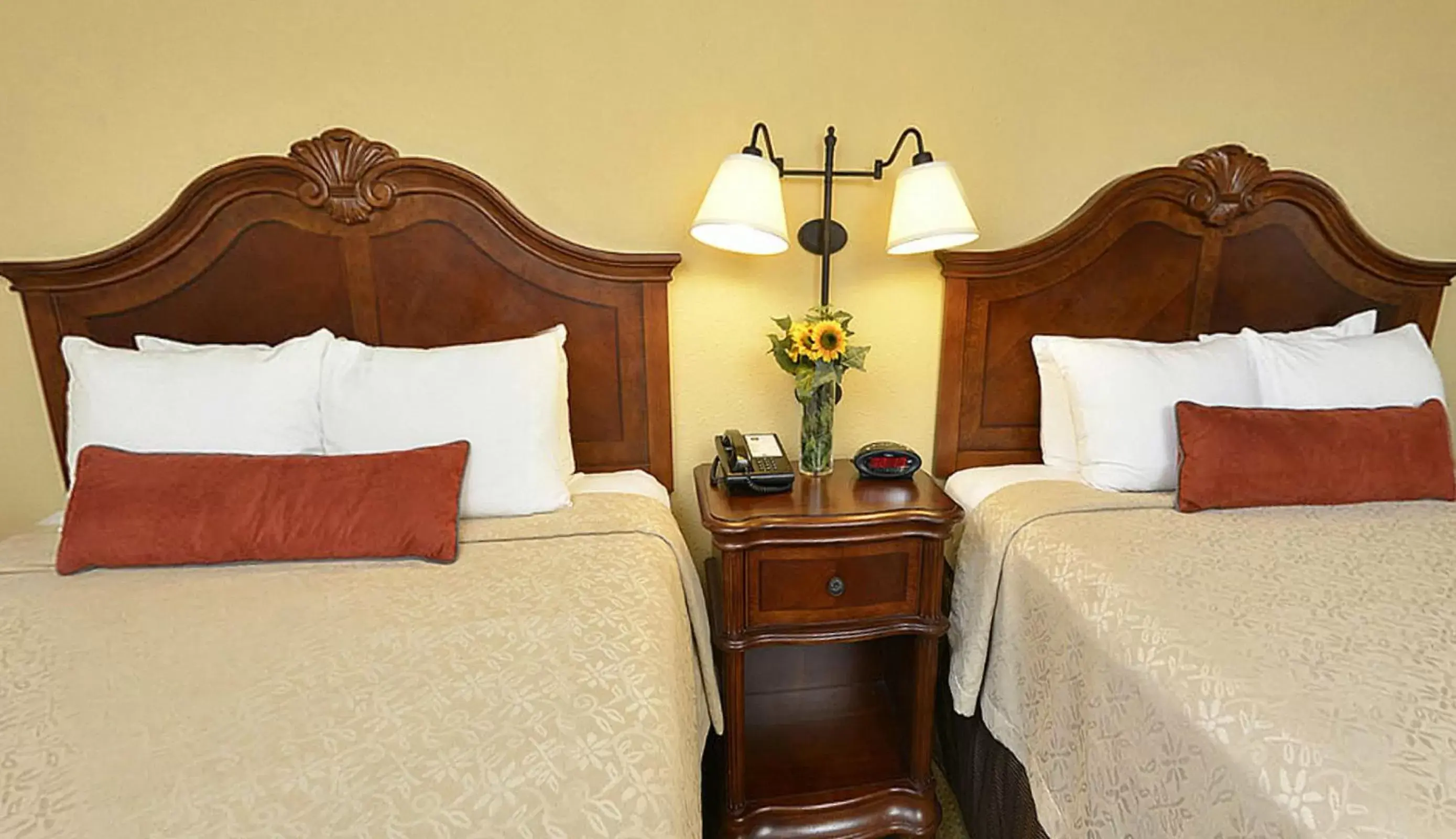Queen Room with Two Queen Beds and Pool View in Best Western Plus Dubuque Hotel and Conference Center