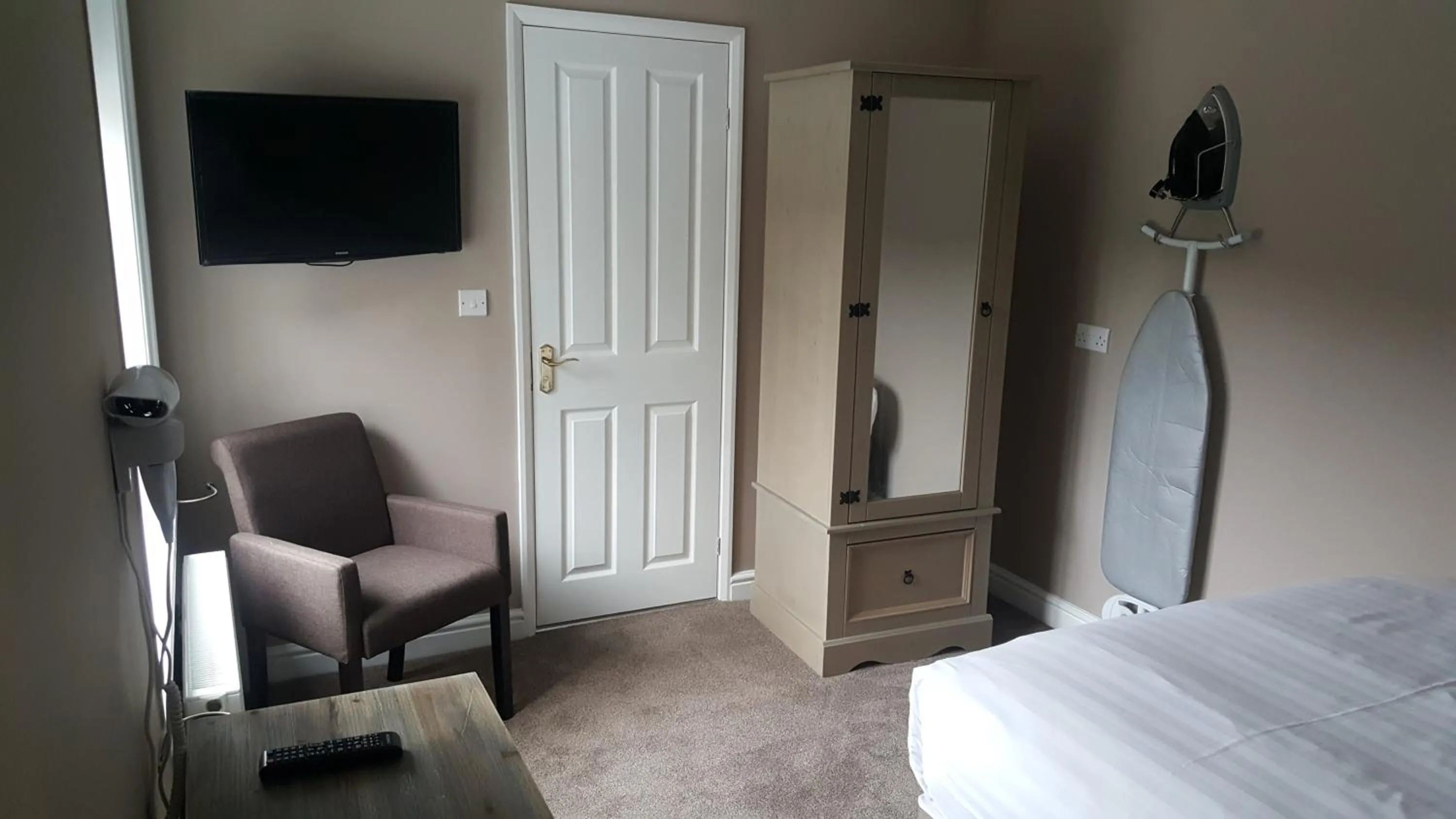 Bedroom in Rye Court Hotel