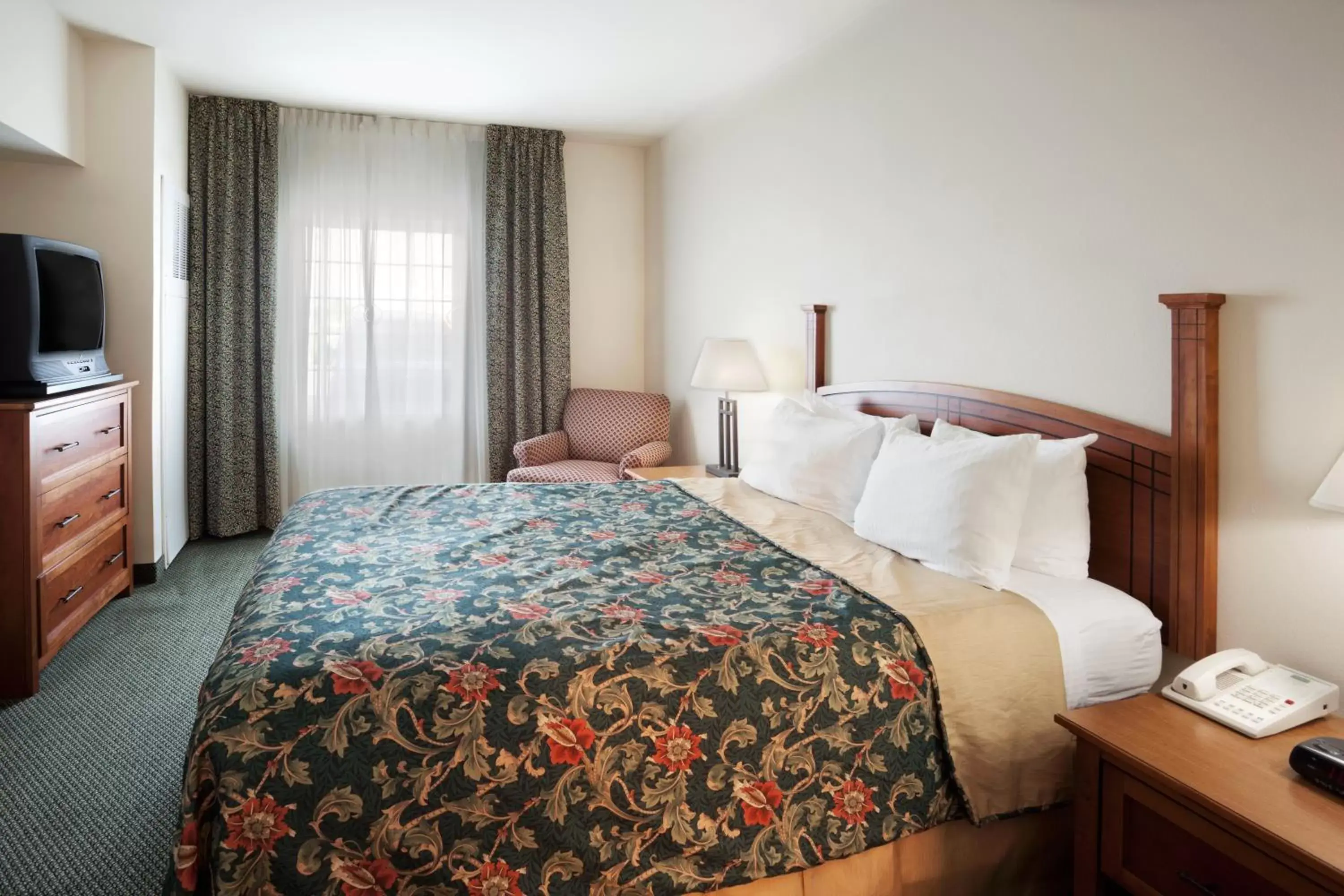 Bedroom, Bed in Staybridge Suites - Brownsville, an IHG Hotel