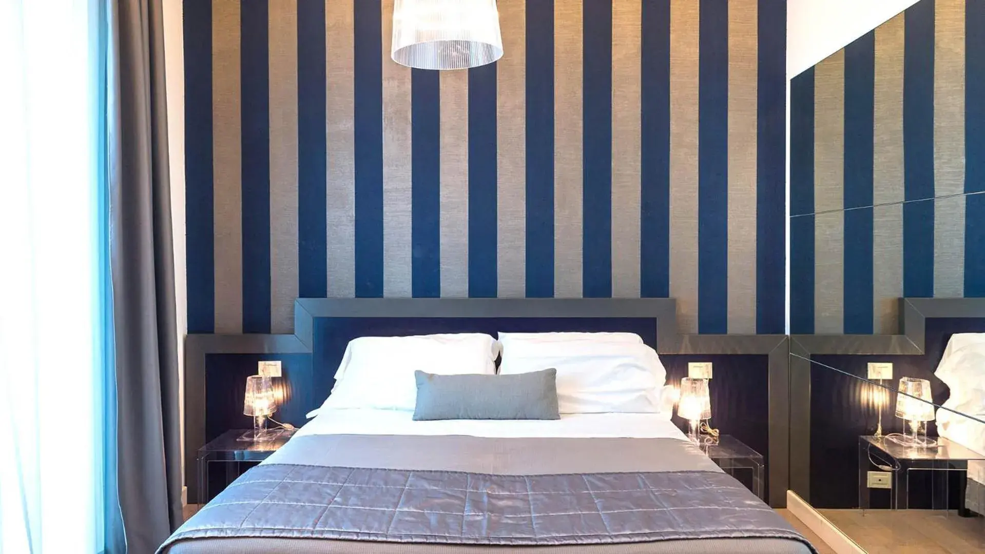 Decorative detail, Bed in Perla Verde Hotel