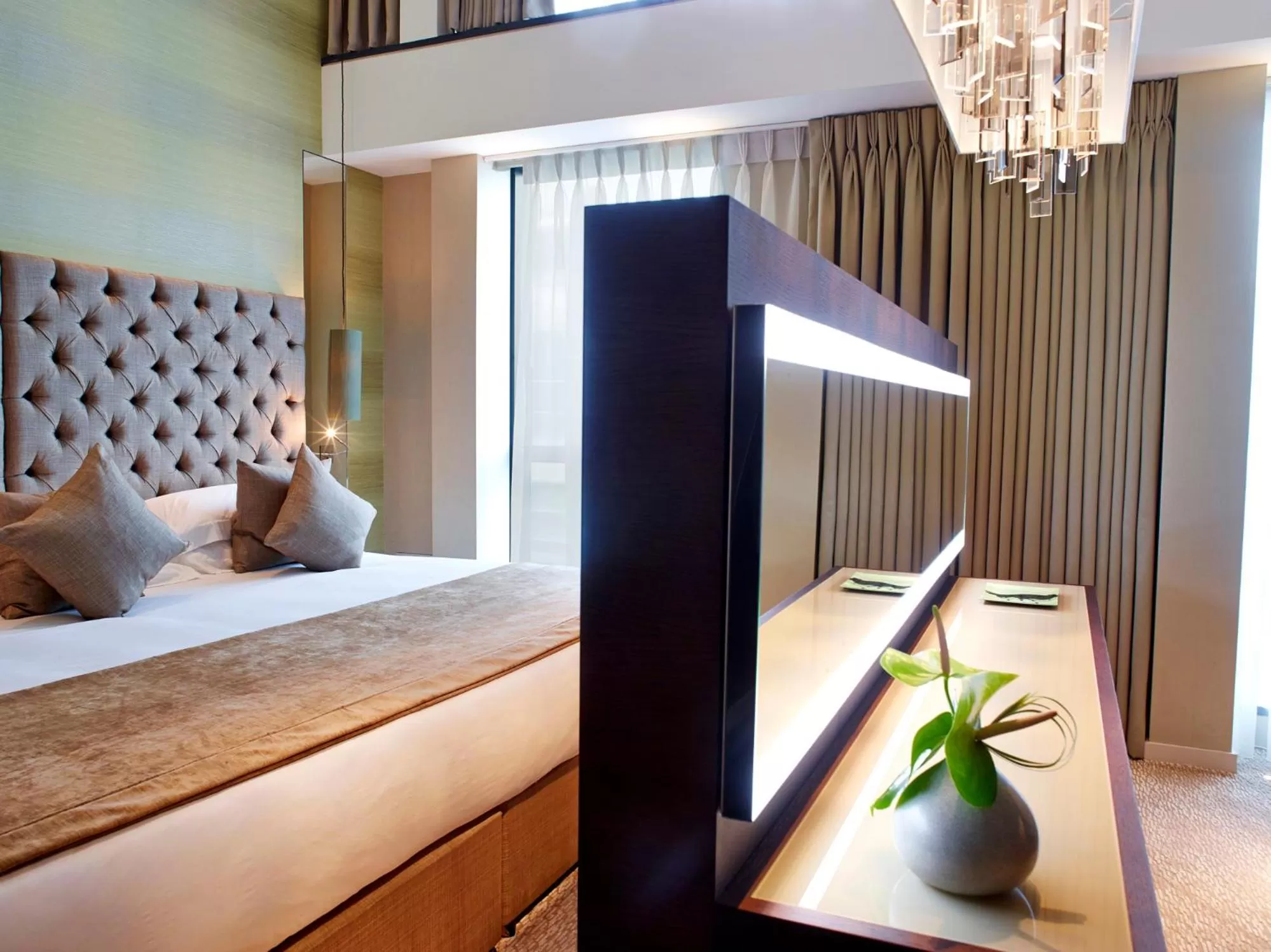 Bed in Cheval Three Quays at The Tower of London