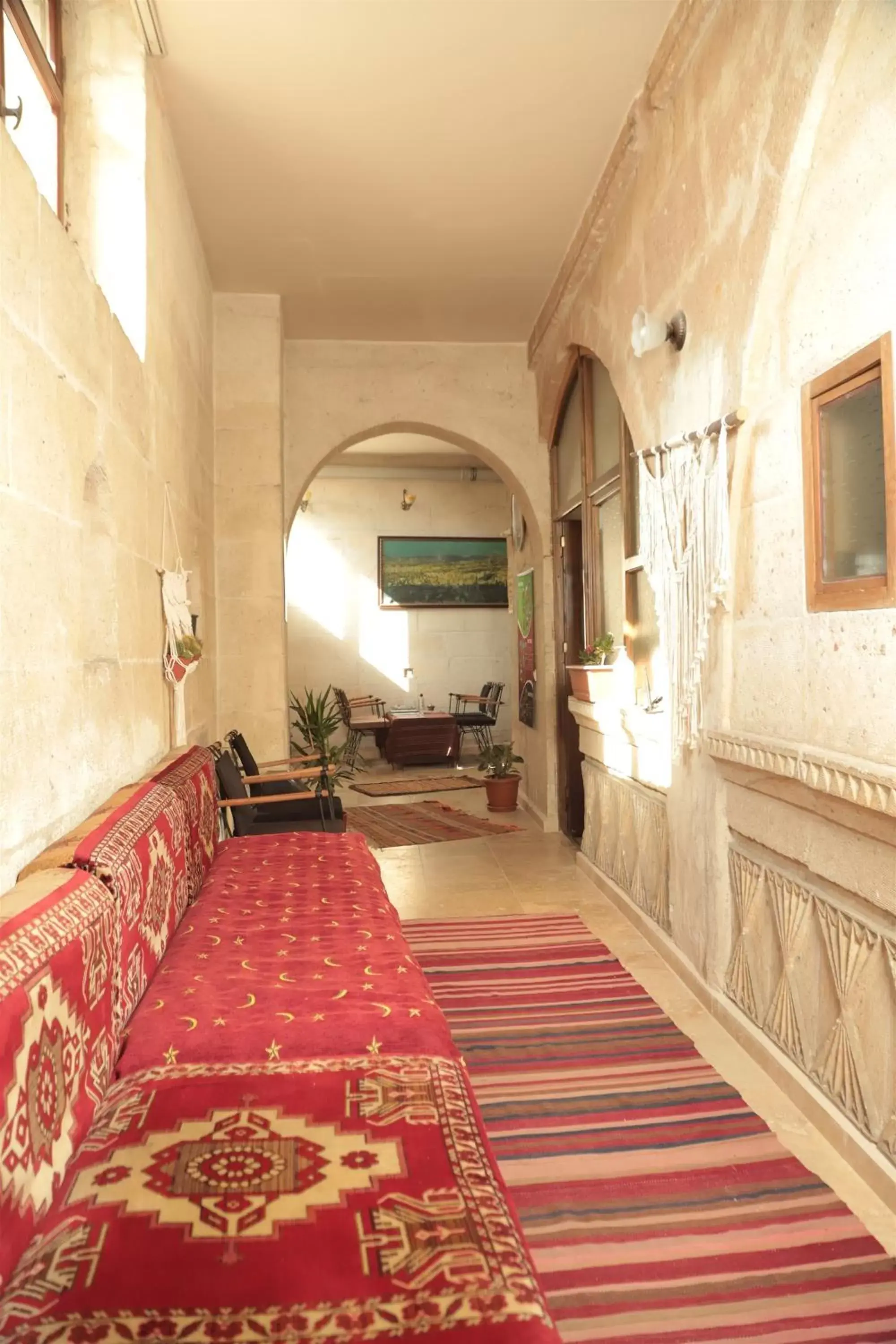 Seating Area in Guven Cave Hotel