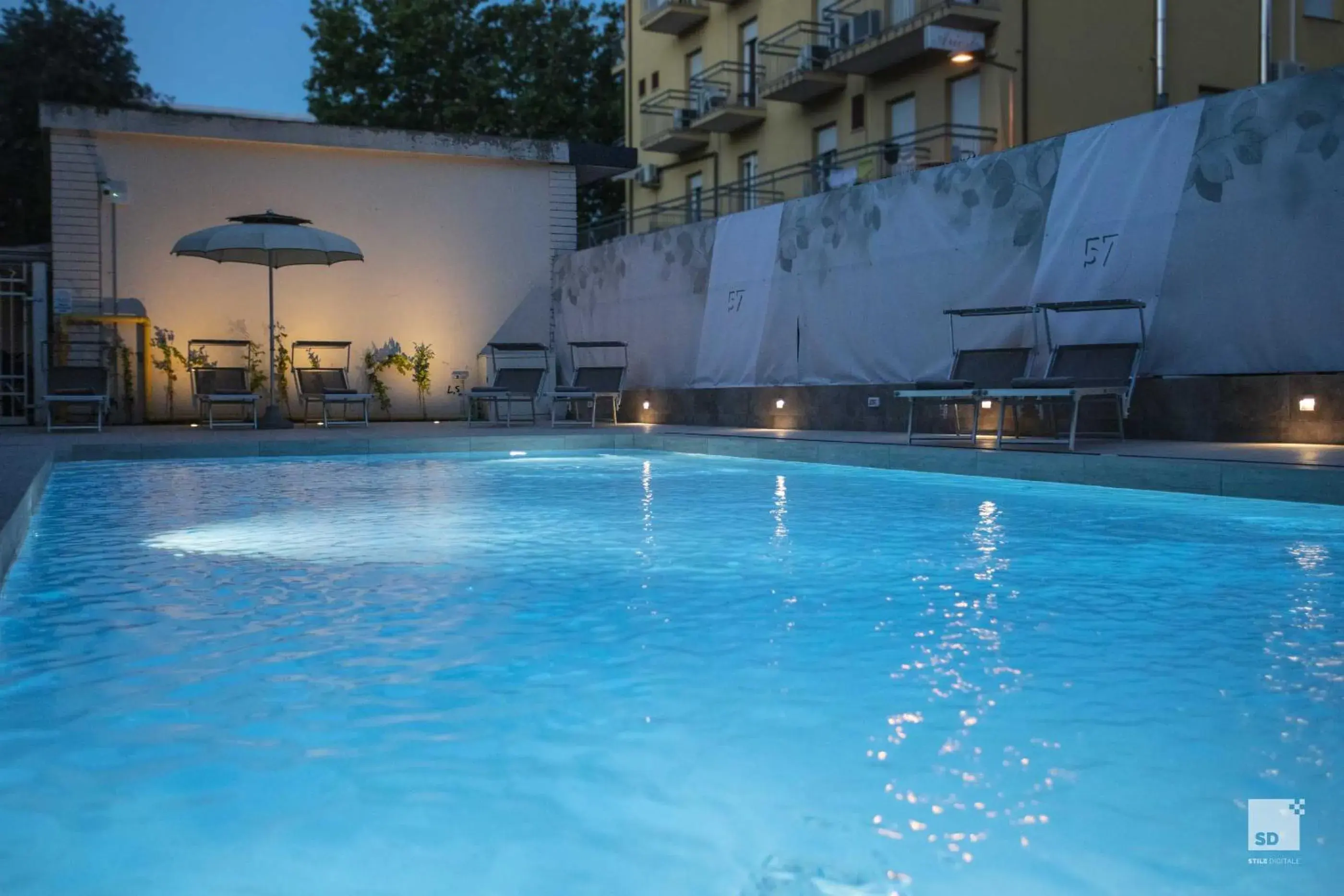 Swimming Pool in Hotel Regina Elena 57 & Oro Bianco