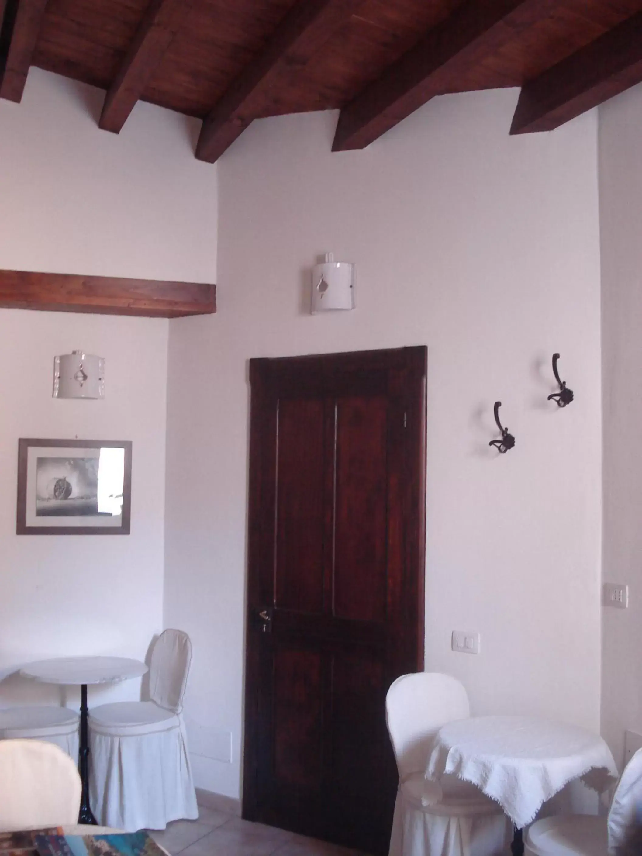 Lounge or bar, Bed in Guest House Il Giardino Segreto