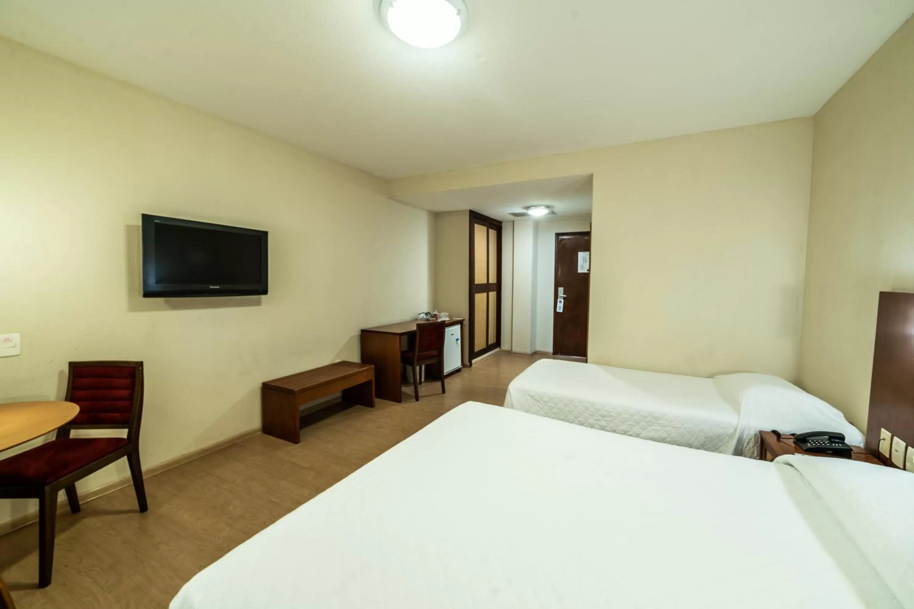 Bedroom, Bed in Hotel Praia Centro