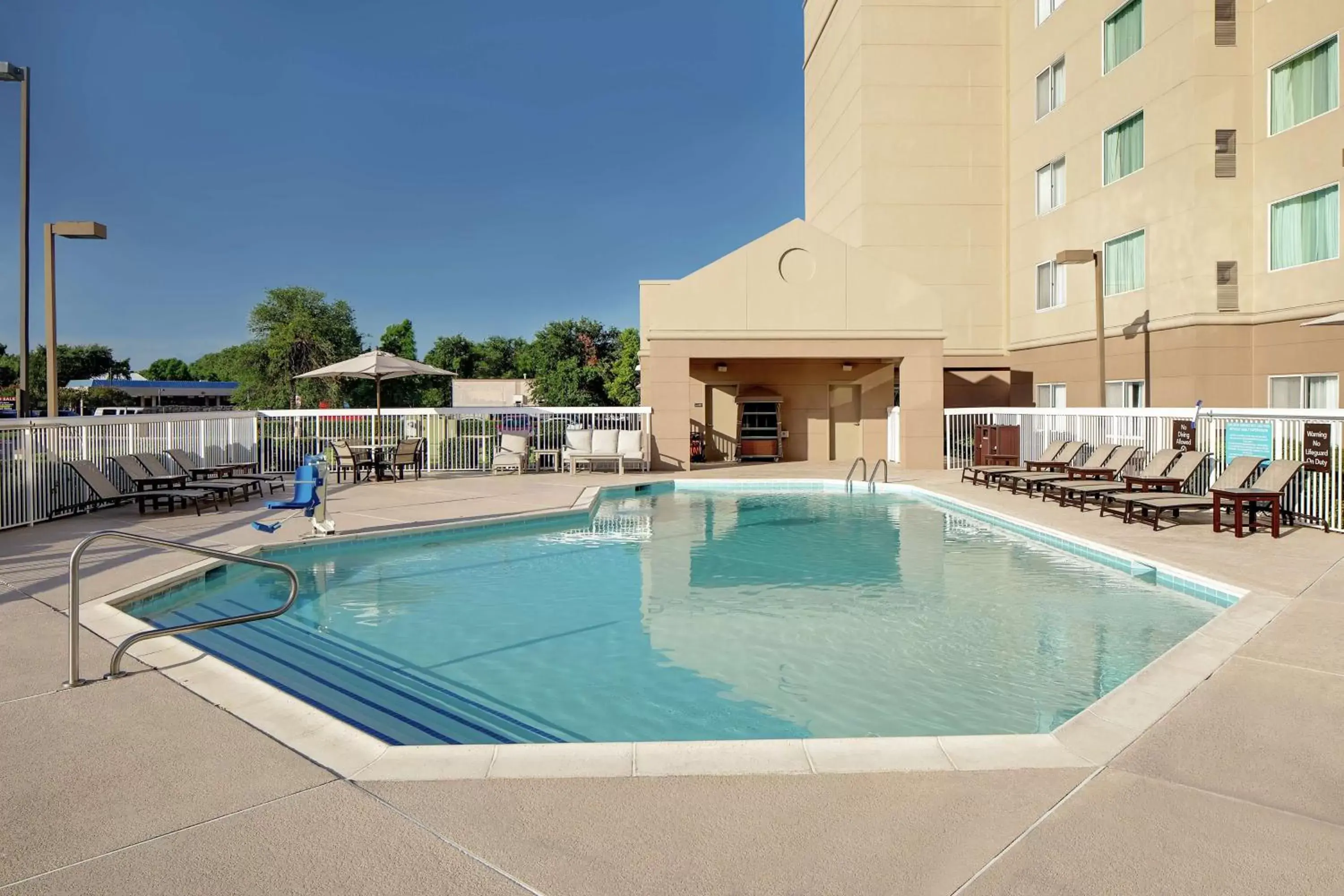 Pool view, Swimming Pool in Homewood Suites by Hilton Dallas Market Center