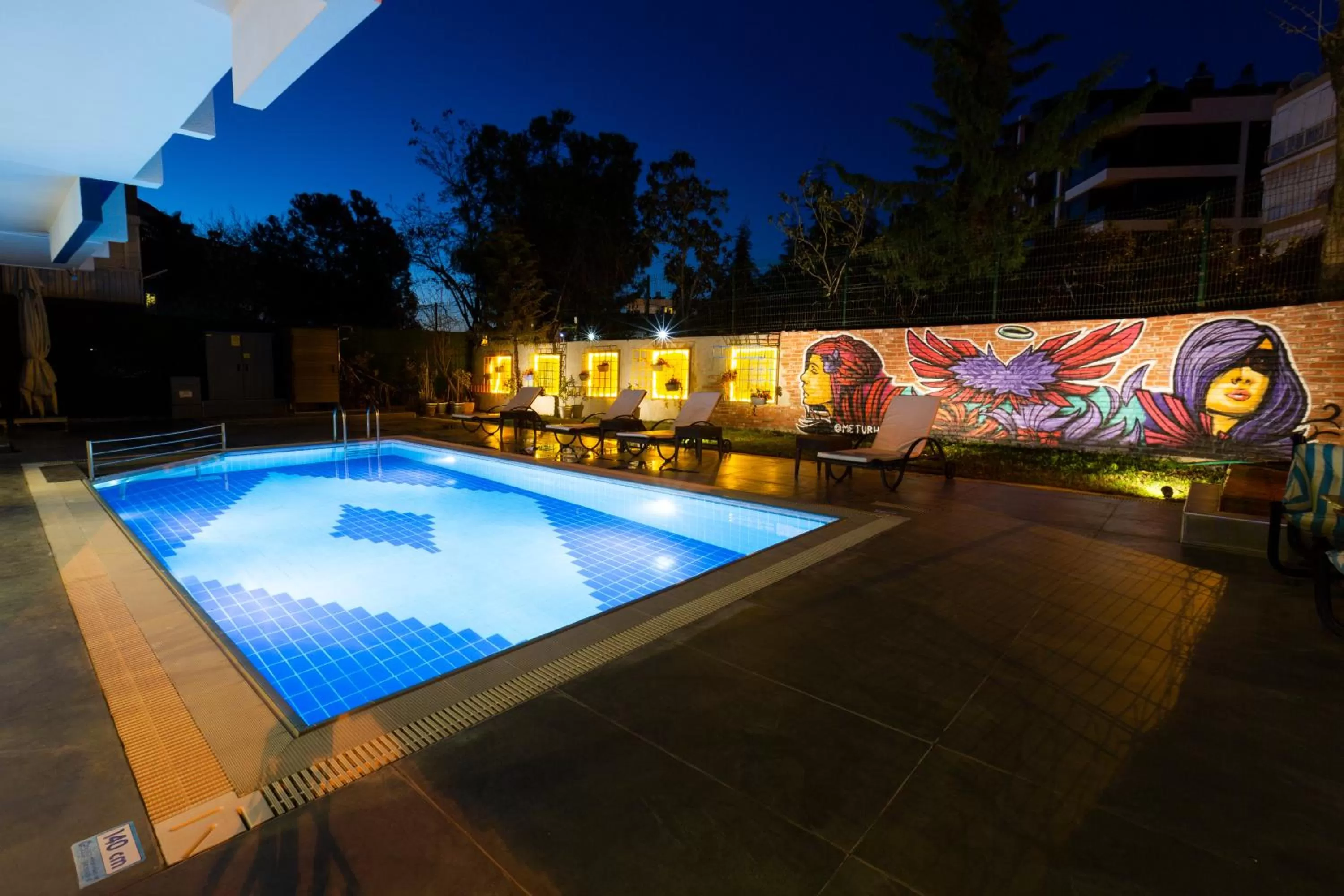 Pool view in Mene City Hotel