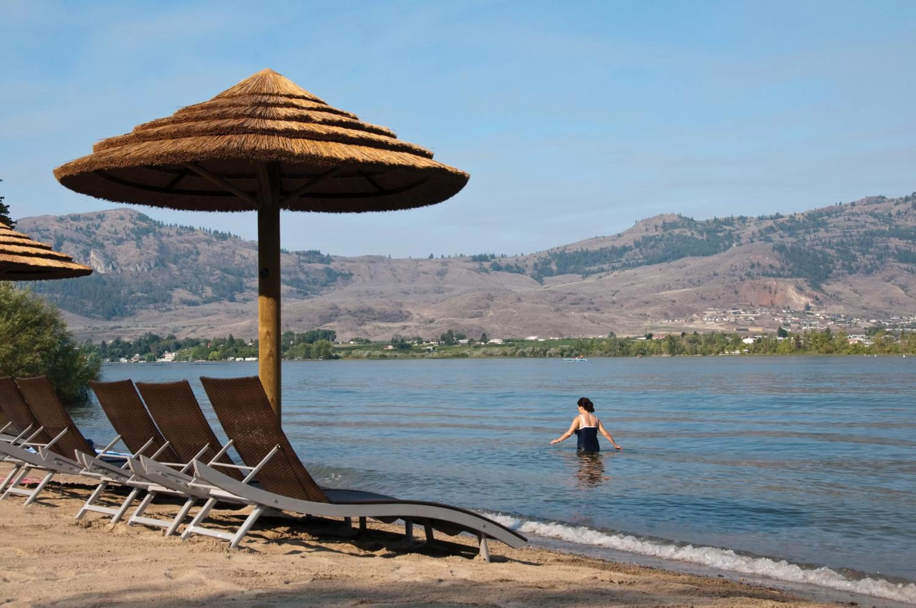 Beach in Walnut Beach Resort
