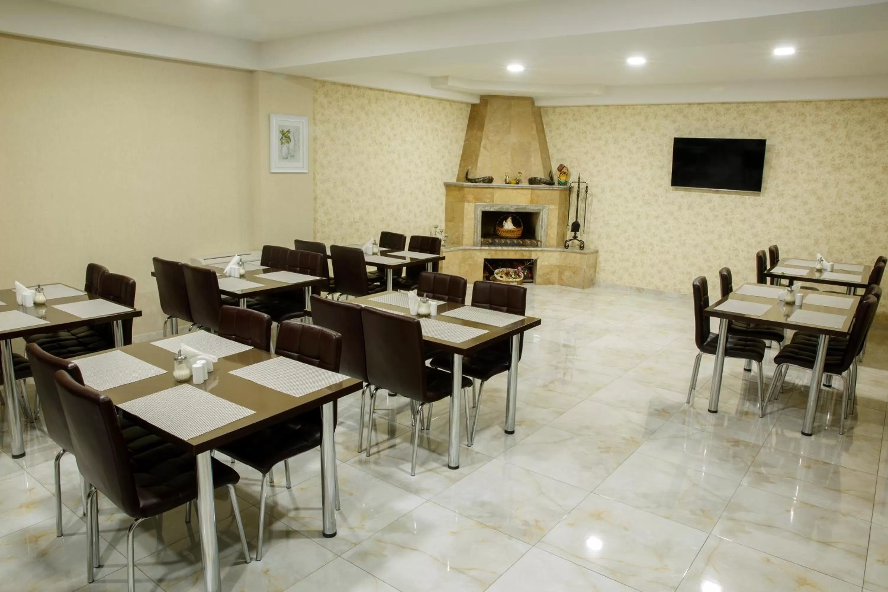 Restaurant/places to eat in Hotel Gureli