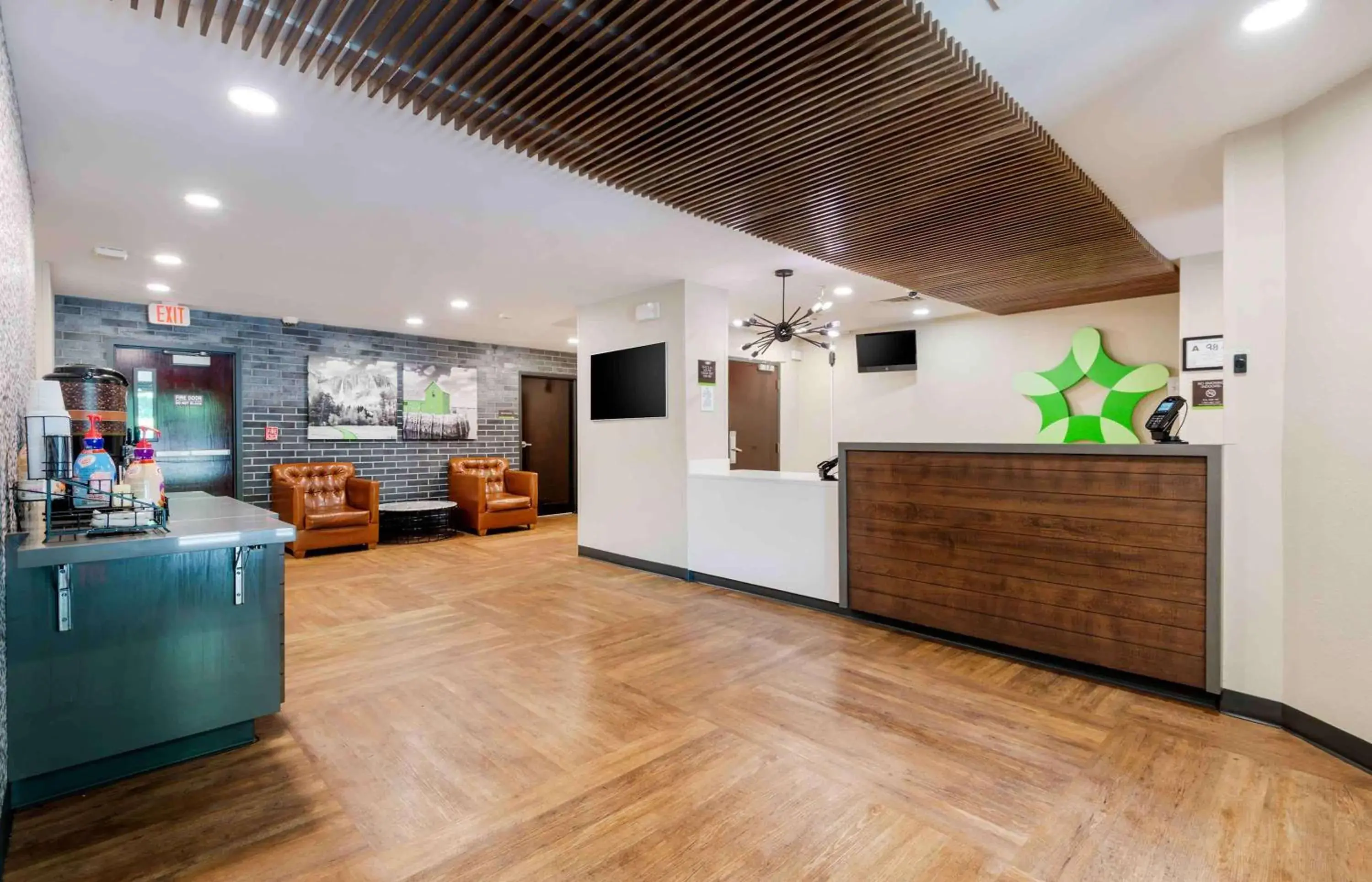 Lobby or reception in Extended Stay America Suites - Charlotte - University Place Lobby or reception in Extended Stay America Suites - Charlotte - University Place