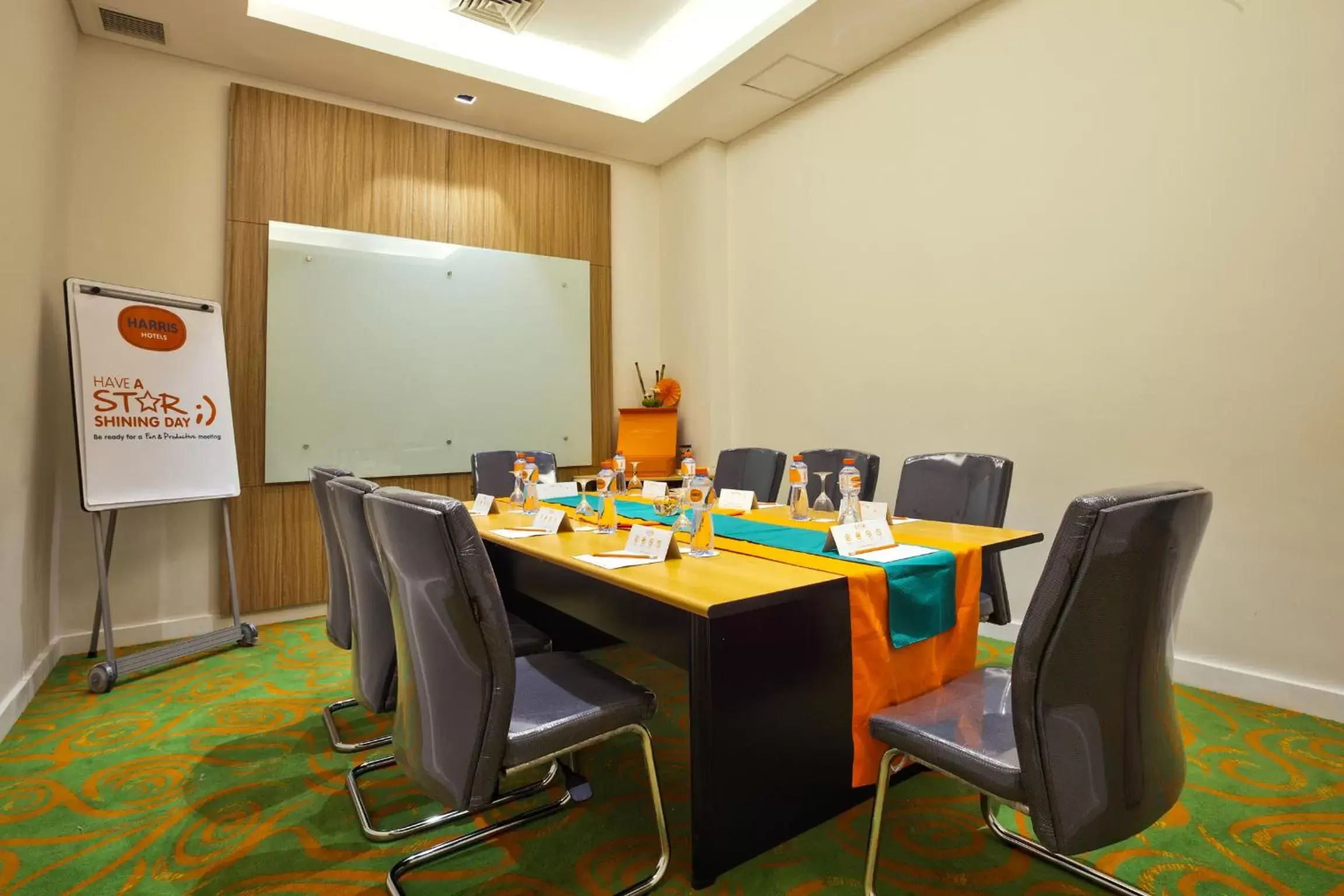 Business facilities in HARRIS Hotel and Conventions Denpasar Bali