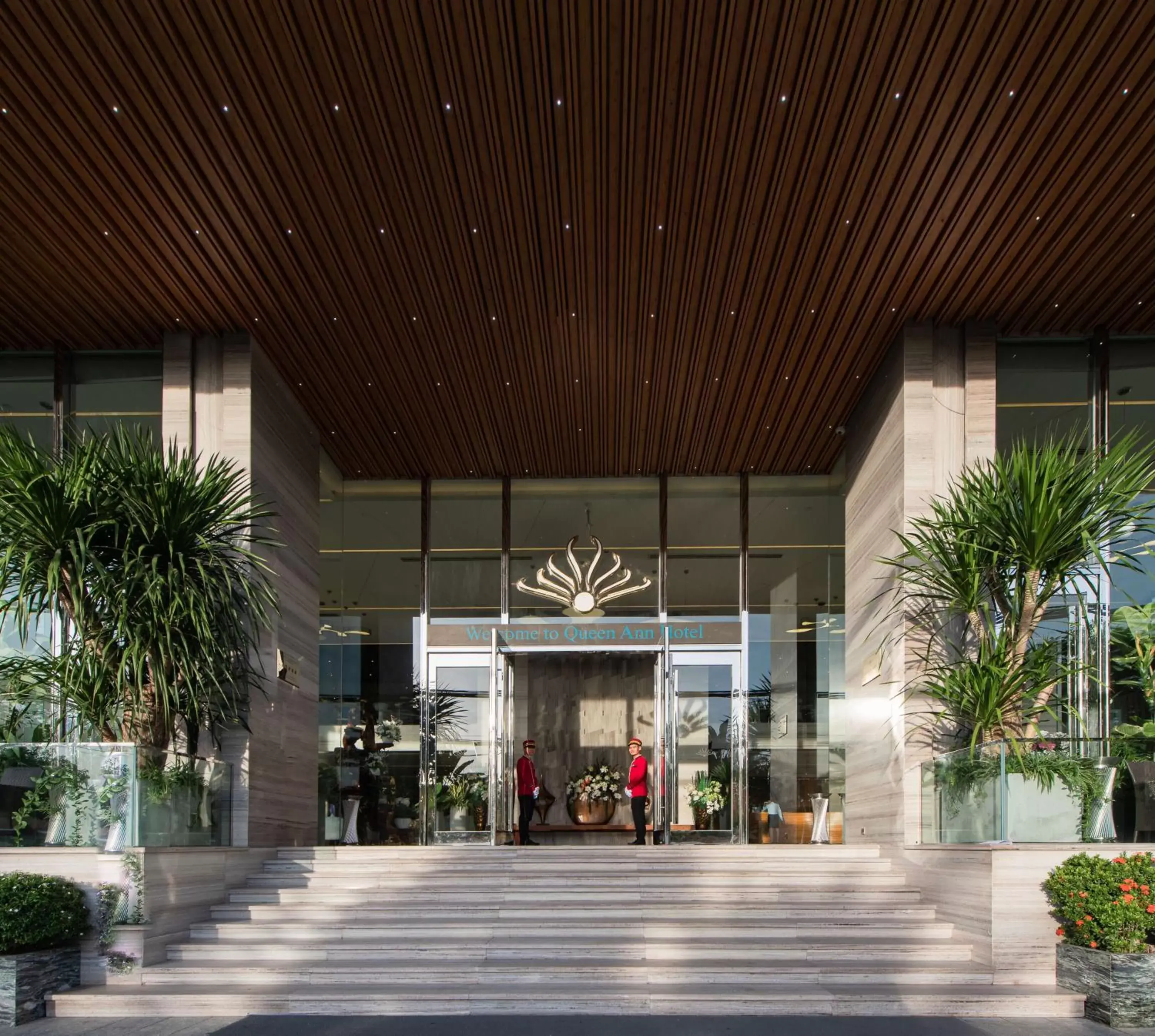 Property building in Queen Ann Nha Trang Hotel Property building in Queen Ann Nha Trang Hotel